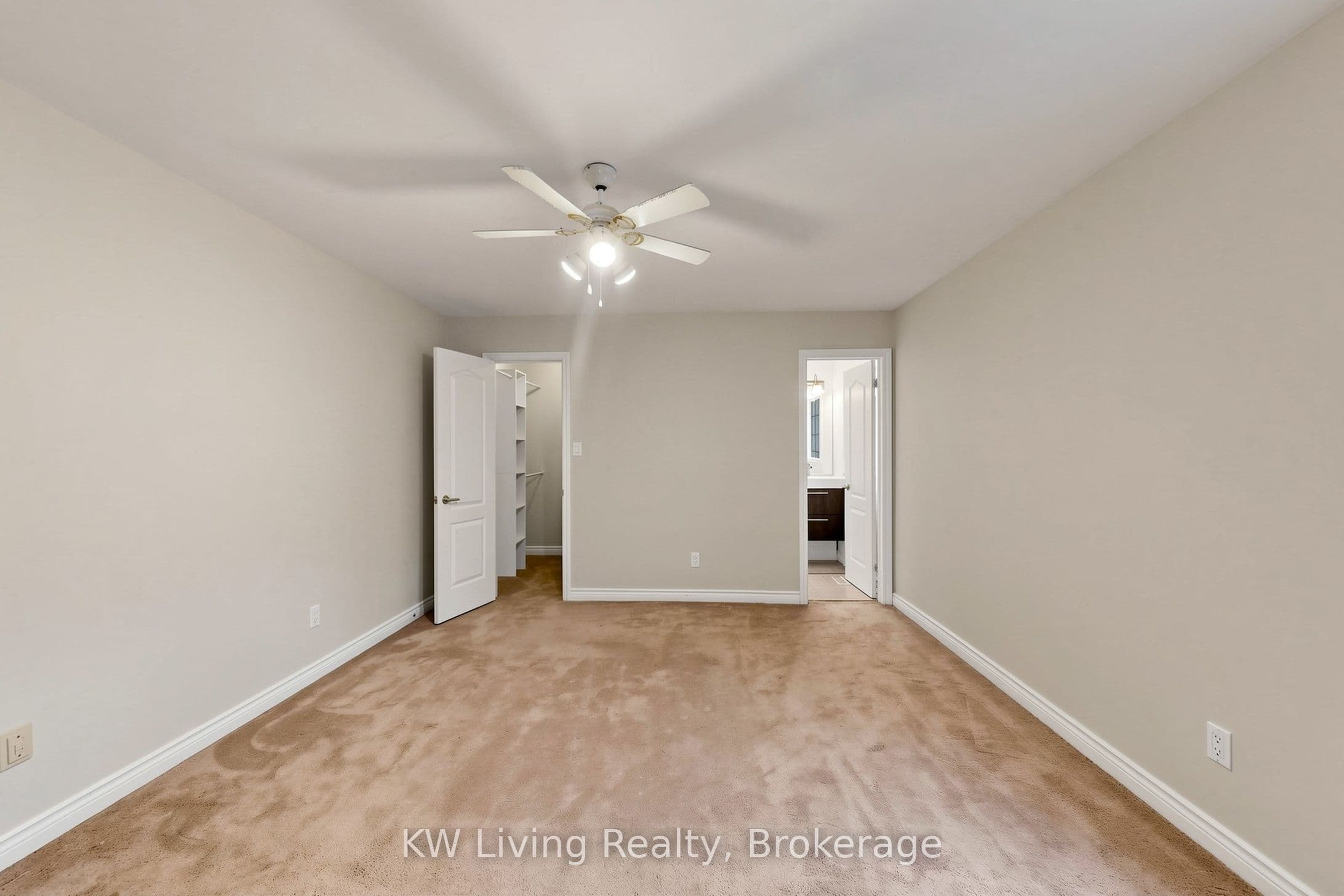 22 Ava Crescent — photo 31