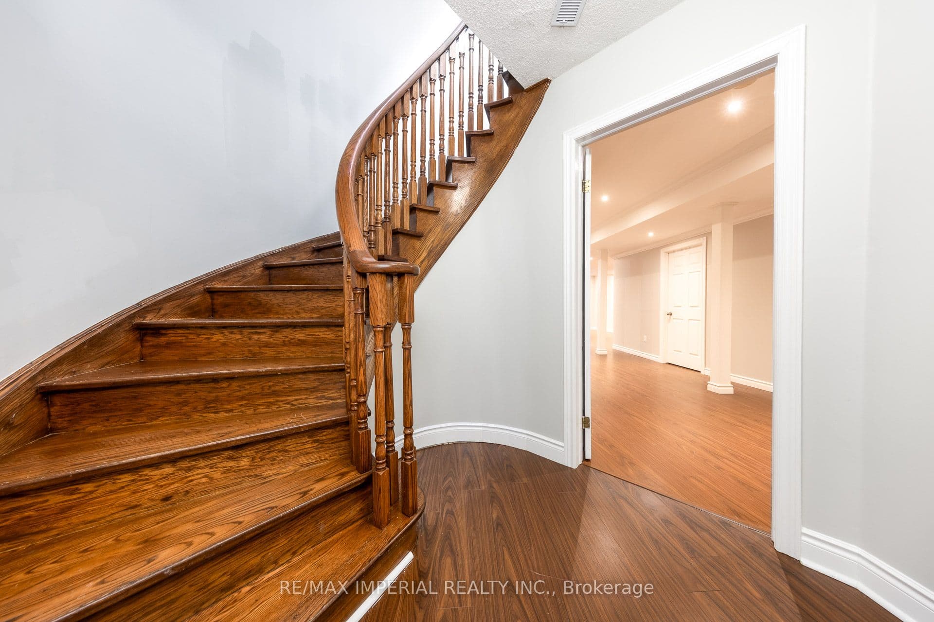 193 Redstone Road — photo 39