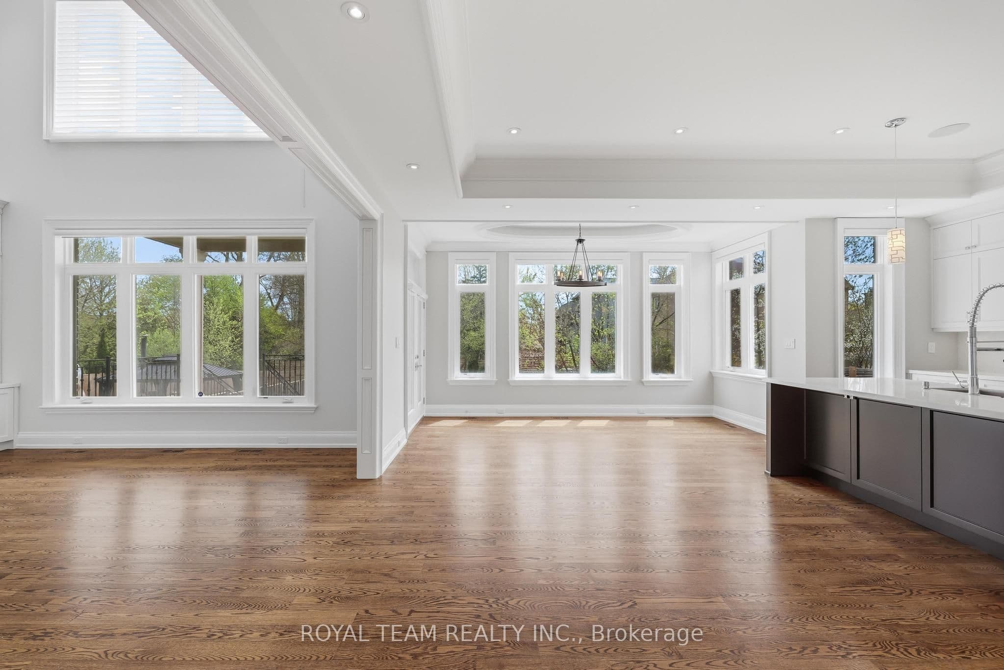 130 Elmwood Avenue — photo 12
