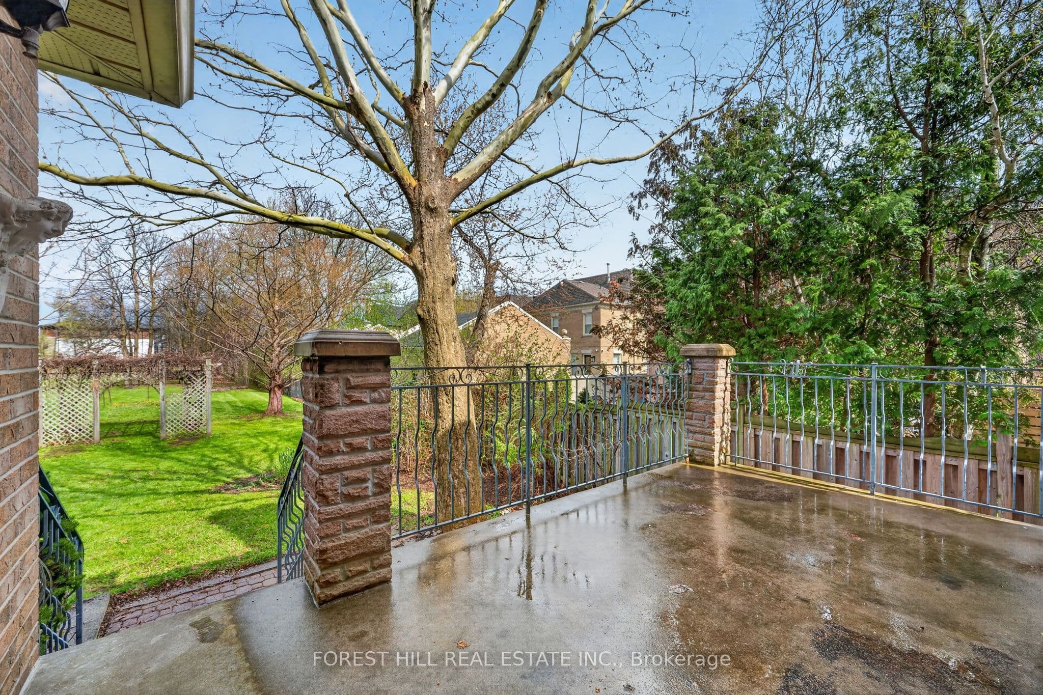 10601 Bathurst Street — photo 41