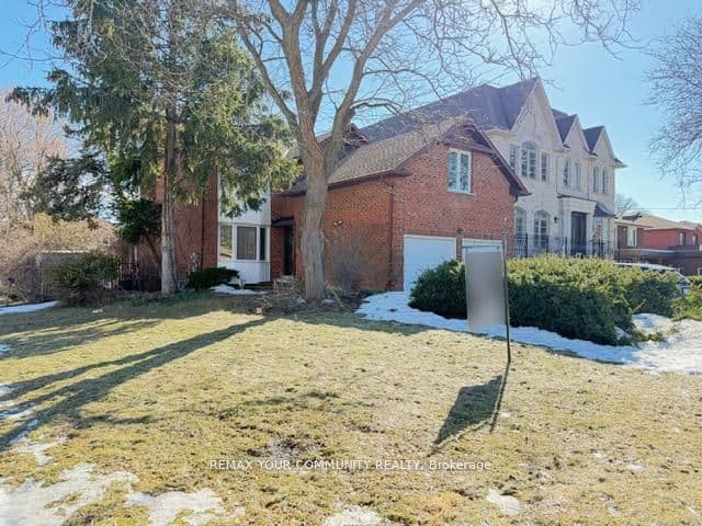 19 Roosevelt Drive — photo 1