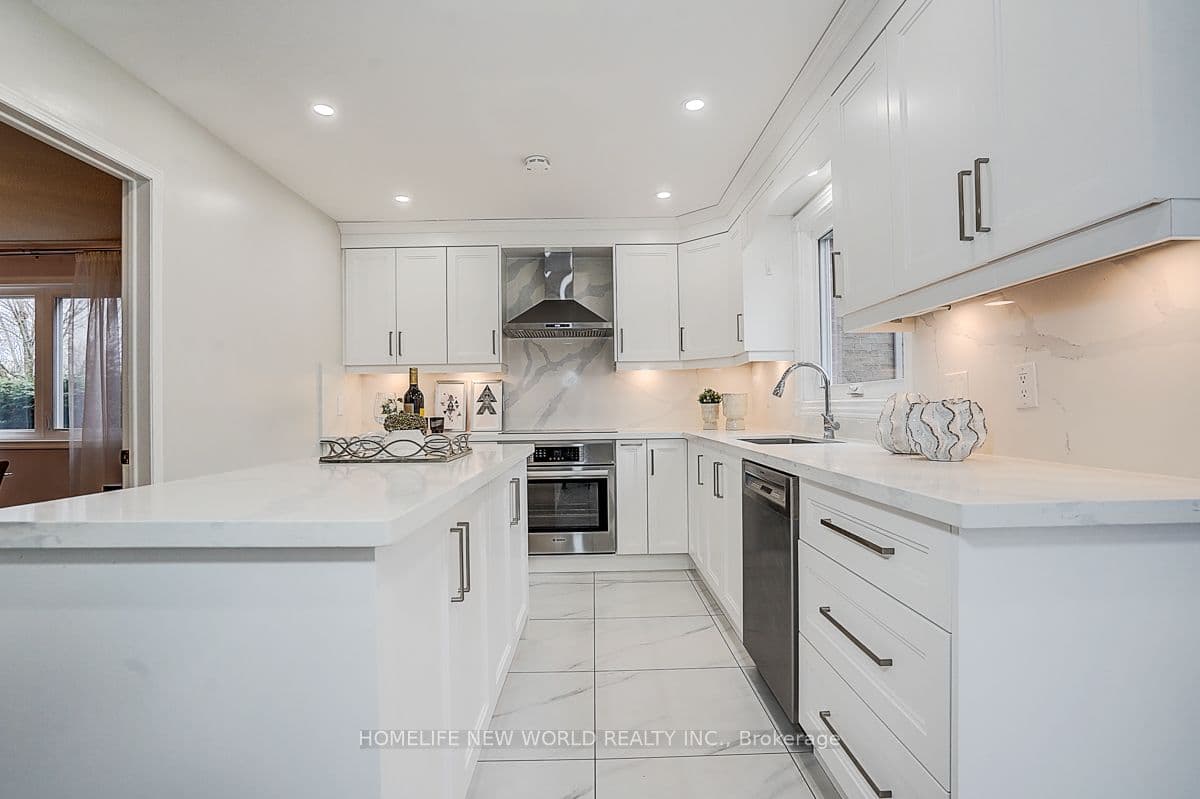 16 Kew Gdns N/A — photo 30