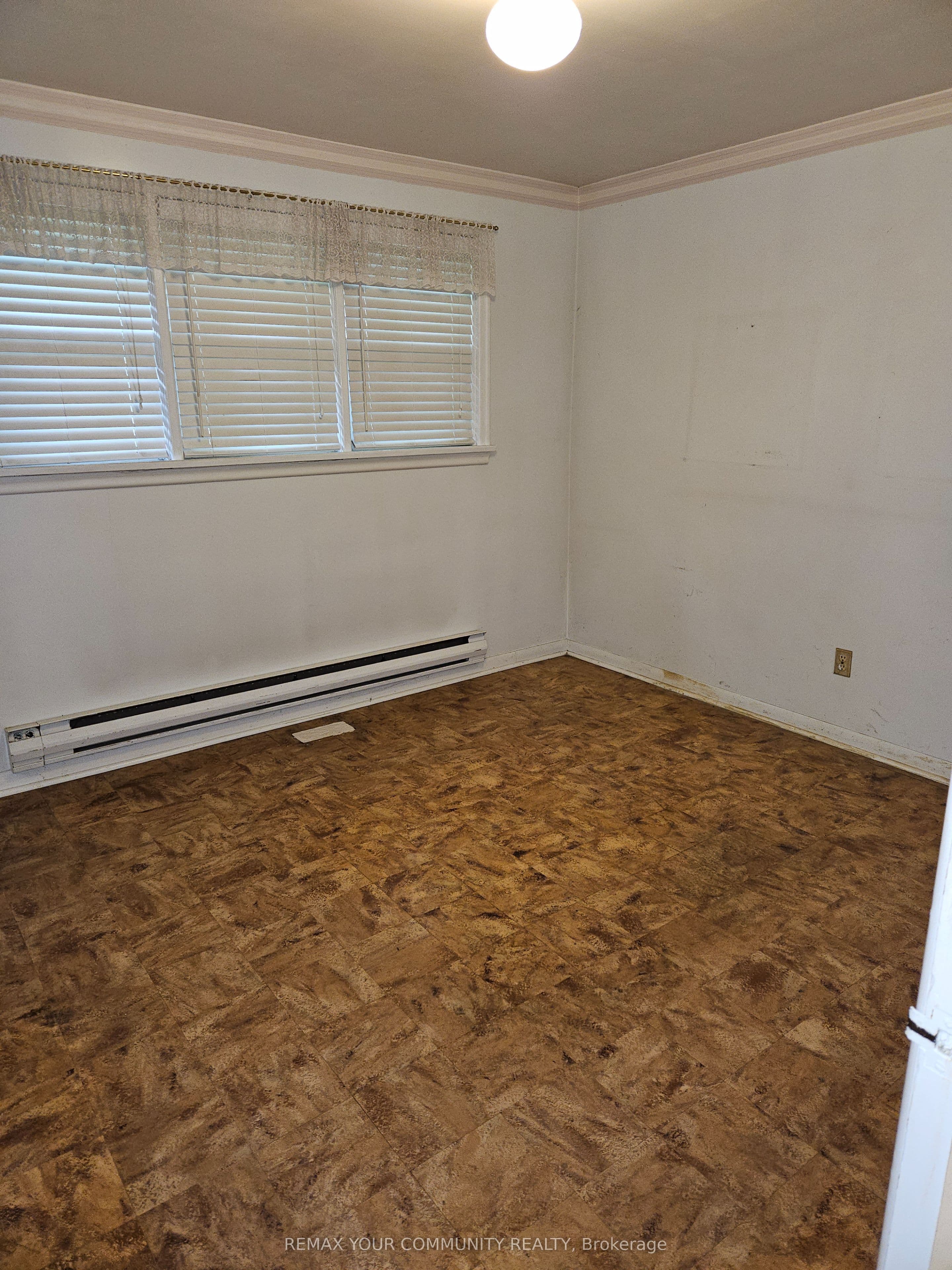 11419 Bathurst Street — photo 15