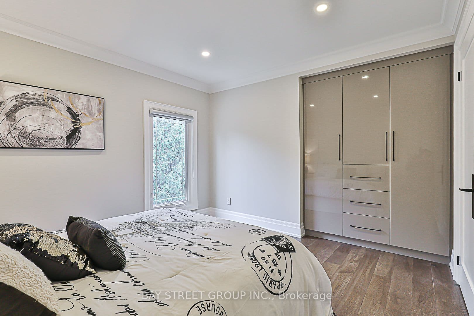 11 Gatcombe Circle — photo 35