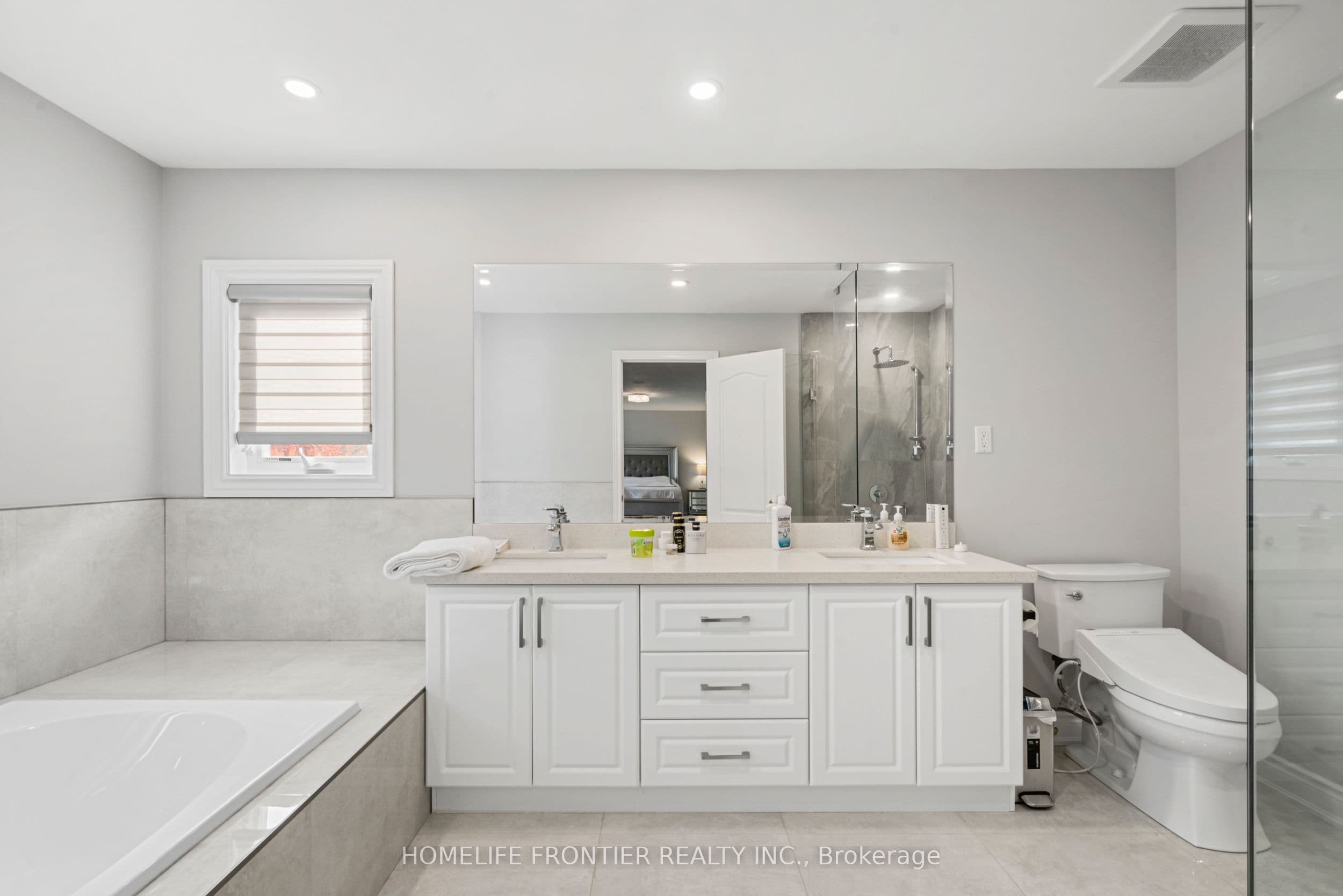 7 Edenbrook Crescent — photo 23