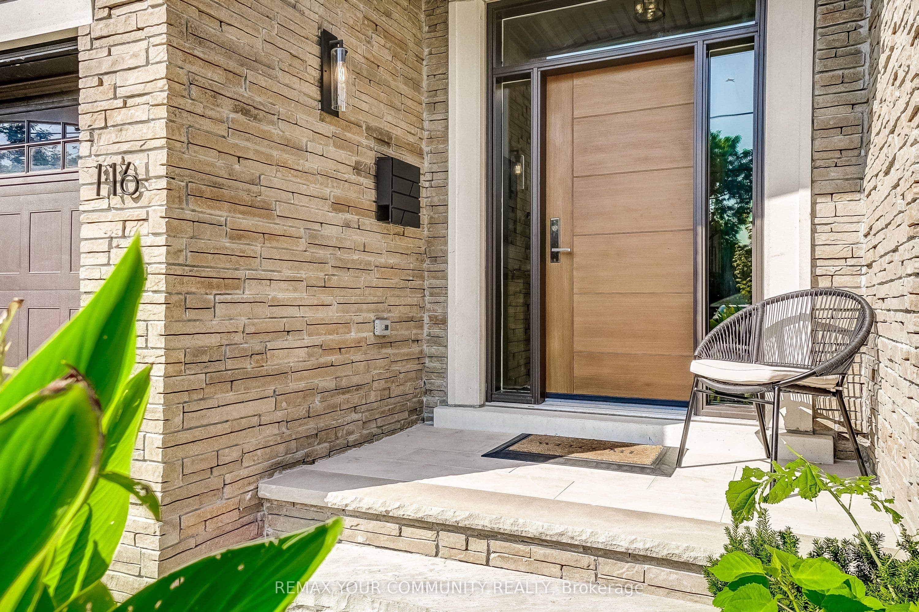 116 Lucas Street — photo 3