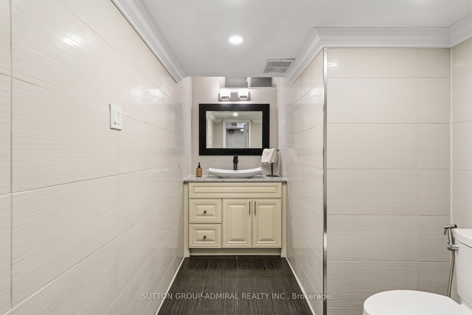 8 Beaufort Hills Road — photo 34
