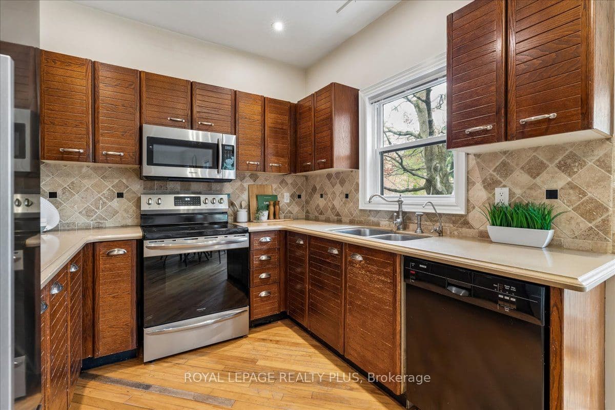 34 THEOBALDS Circle — photo 20