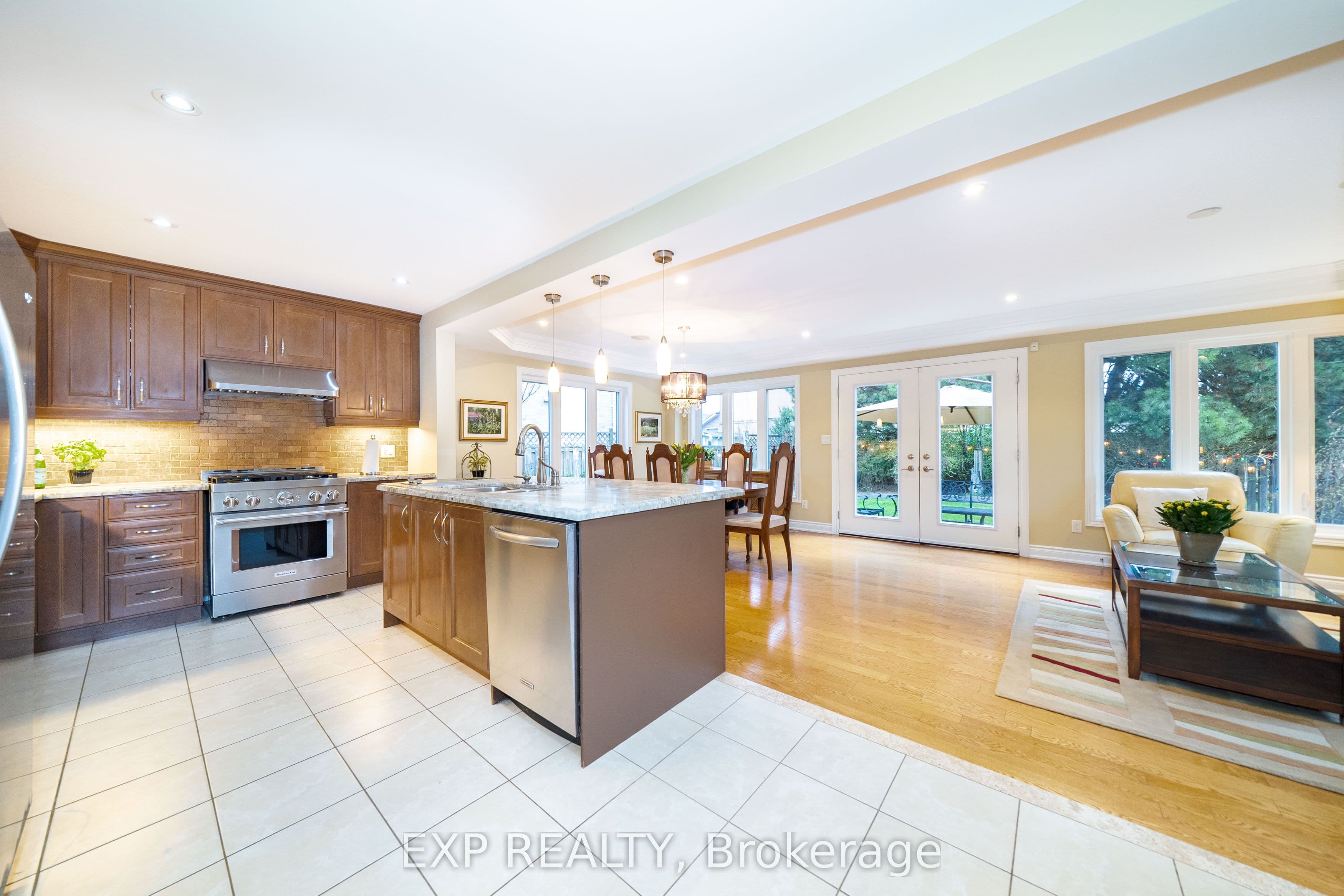 90 Brillinger Street — photo 5