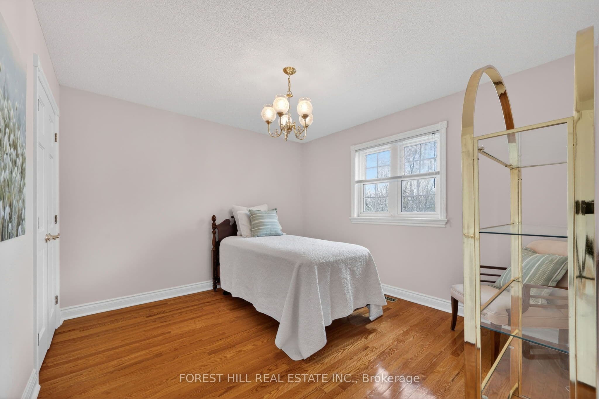 10601 Bathurst Street — photo 32