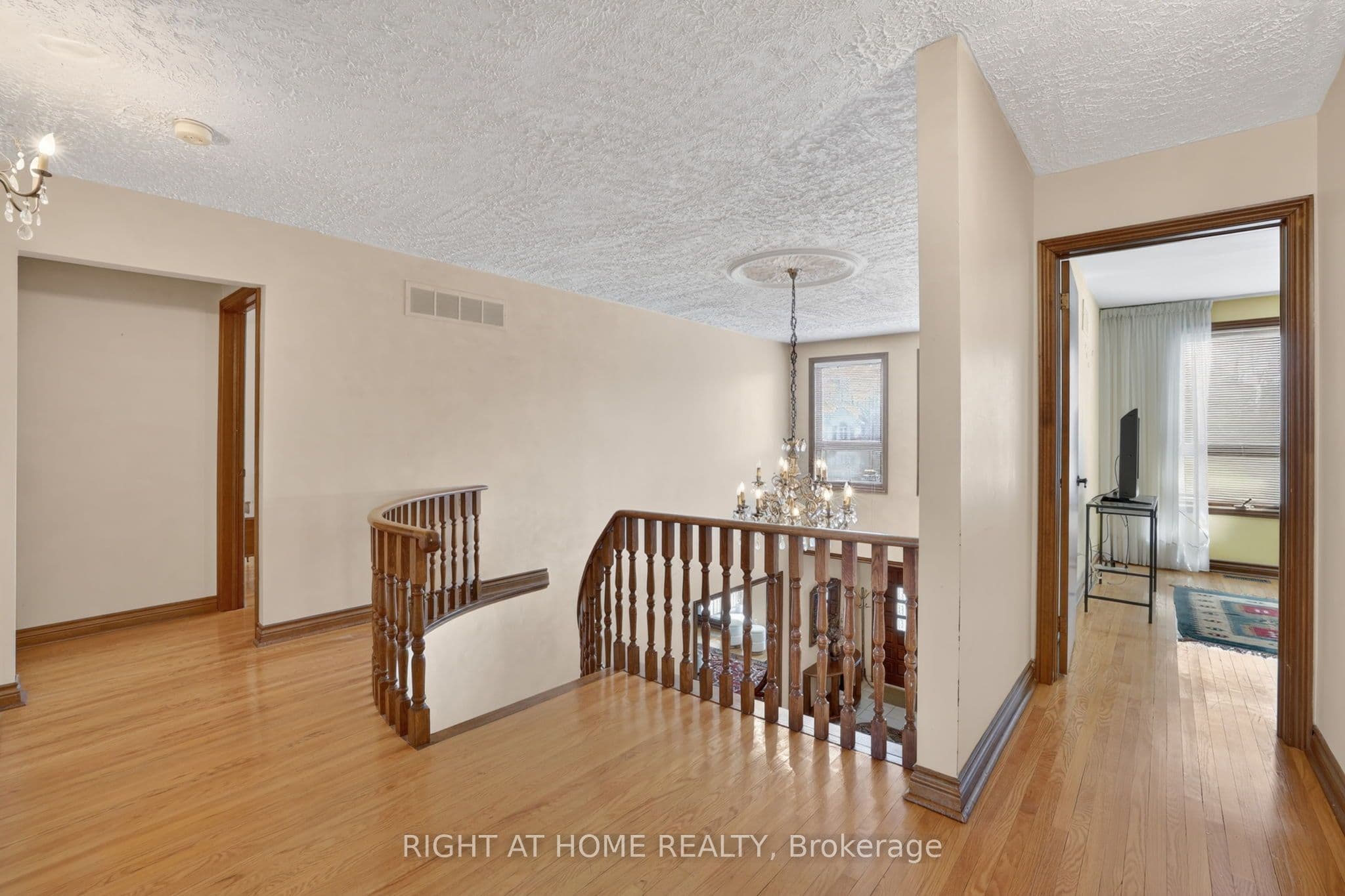 56 Birch Avenue — photo 16