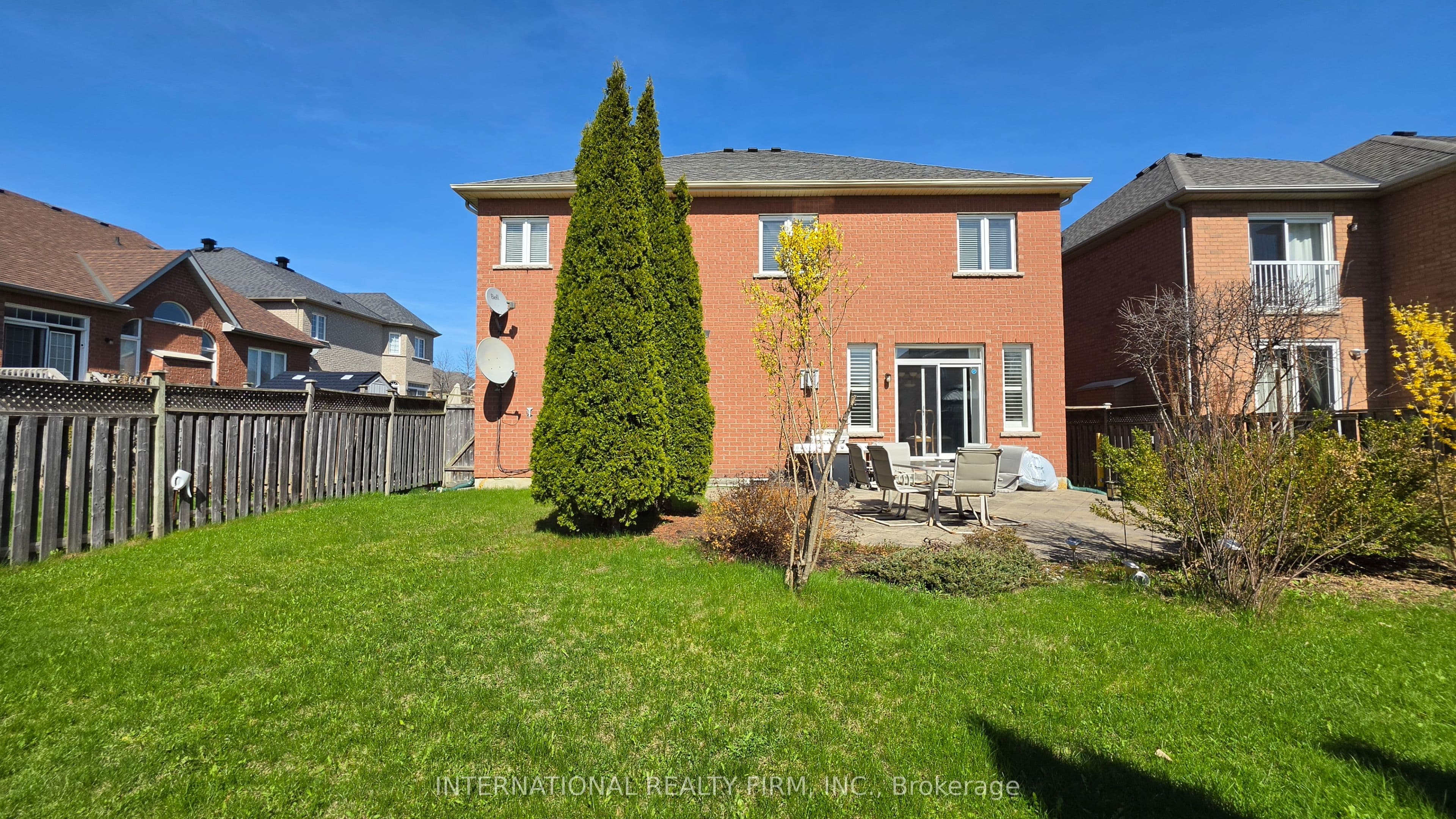 30 O'Hara Crescent — photo 18