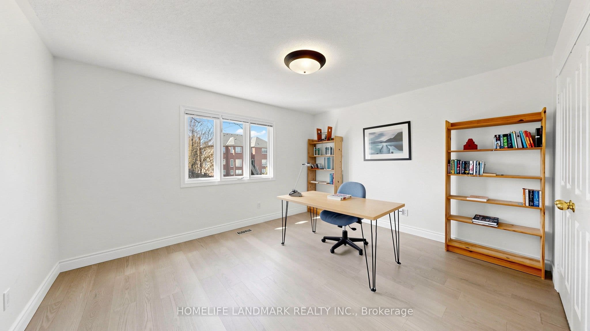 68 Lytton Boulevard — photo 46