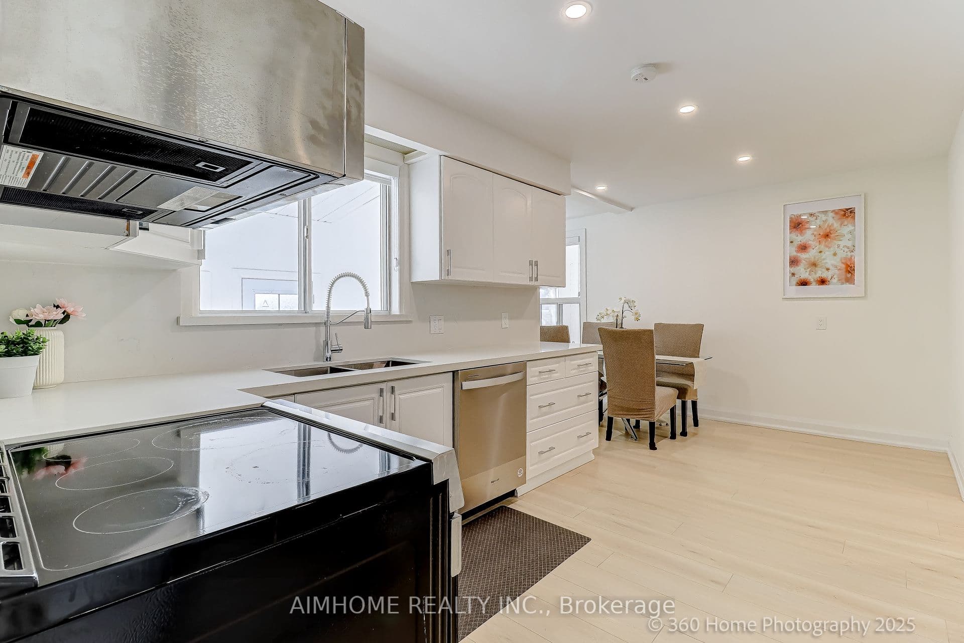 179 Oxford Street — photo 17