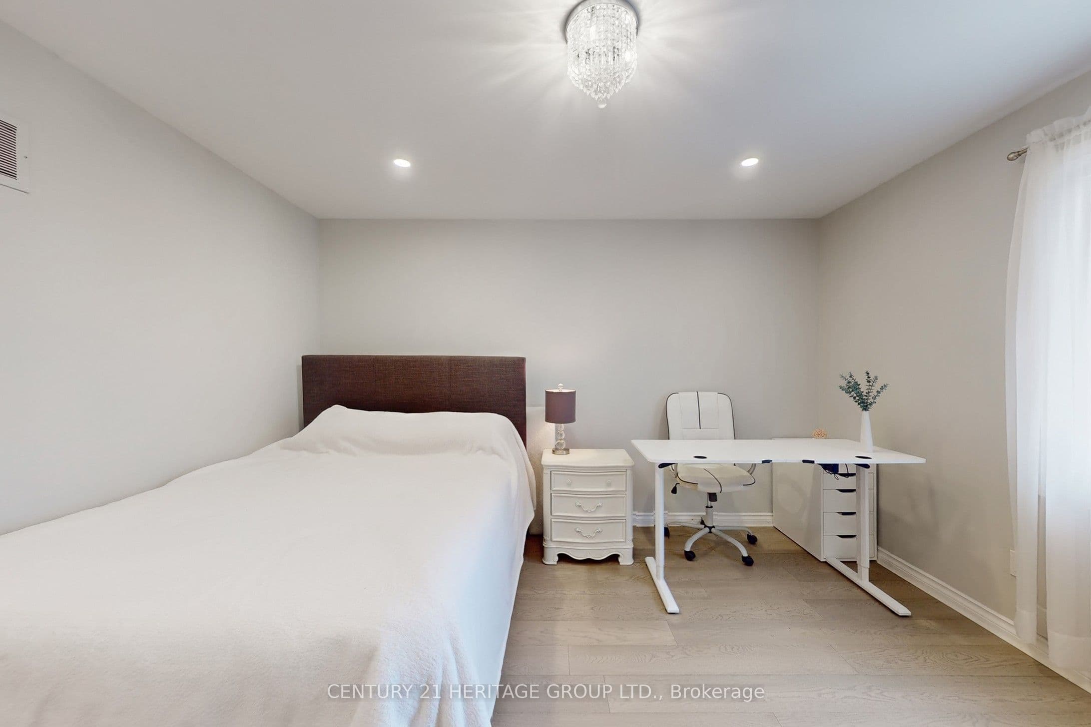 335 Fern Avenue — photo 7