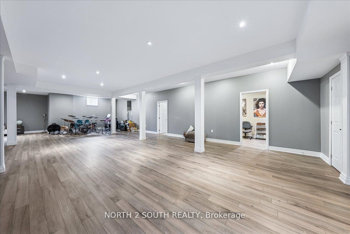 115 Arten Avenue — photo 45
