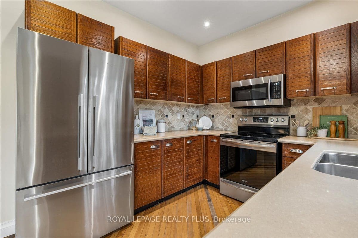 34 THEOBALDS Circle — photo 21