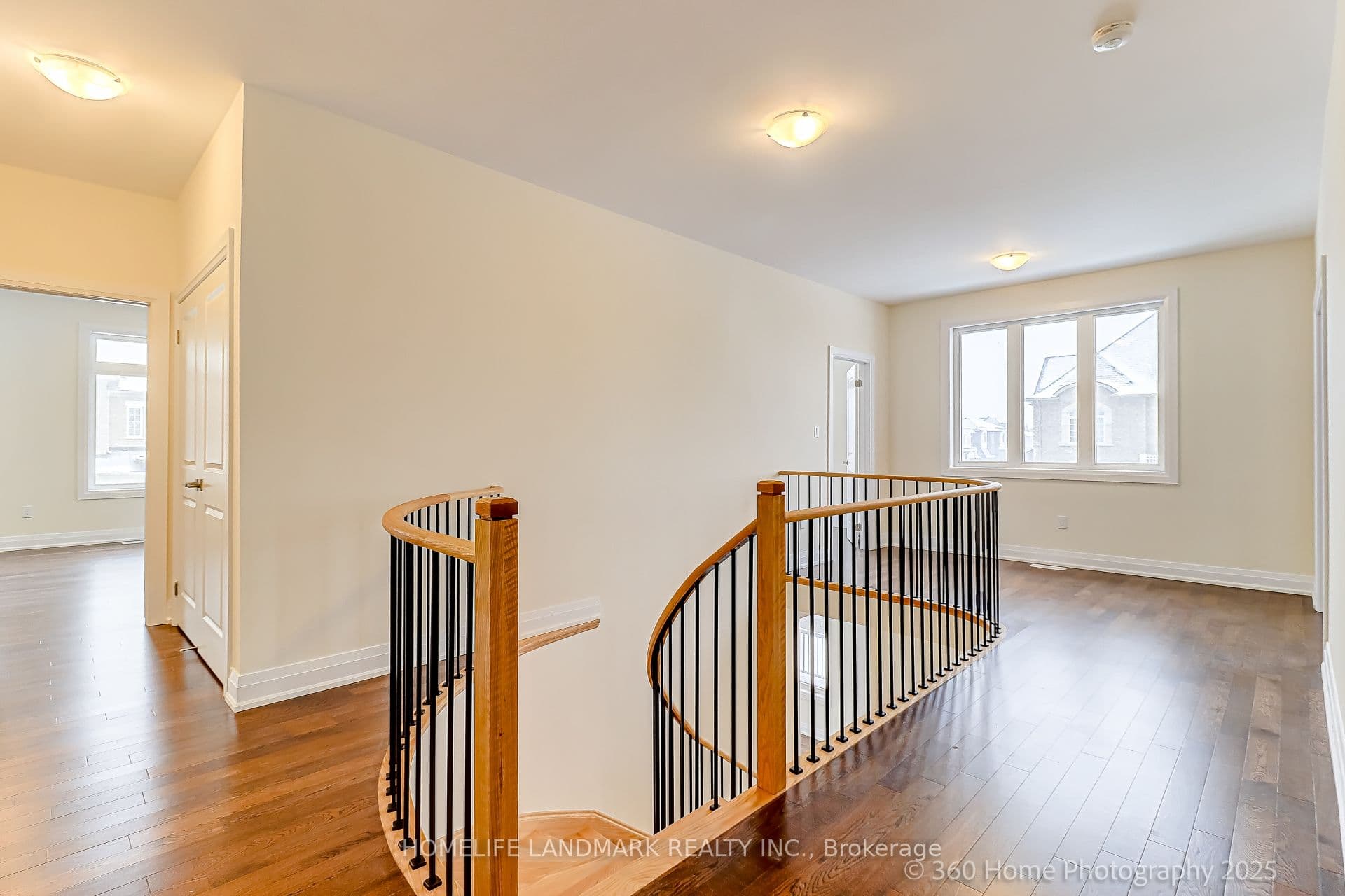 8 Mapleton Street — photo 12