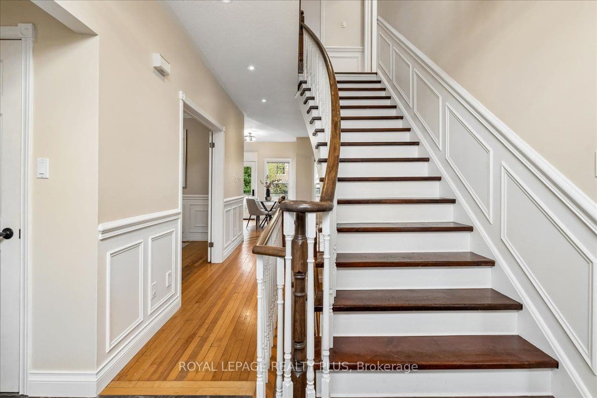 34 THEOBALDS Circle — photo 4