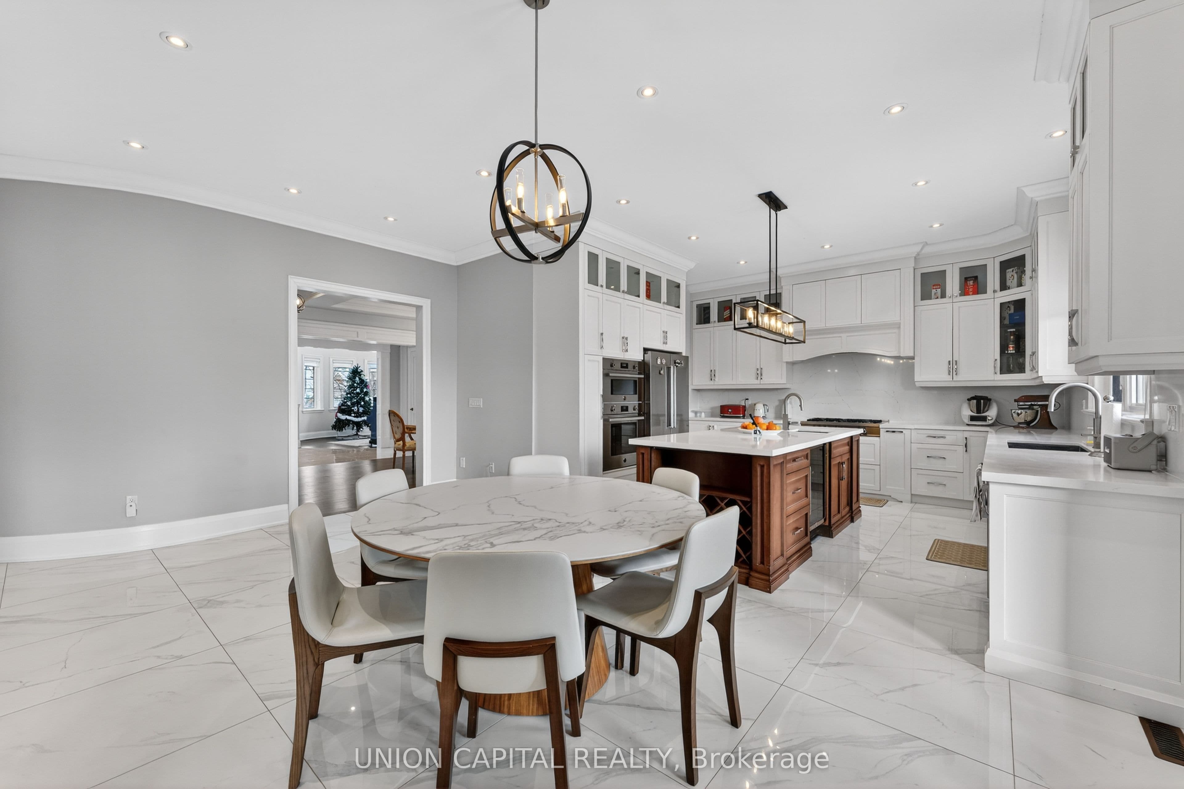 29 Elm Grove Avenue — photo 13