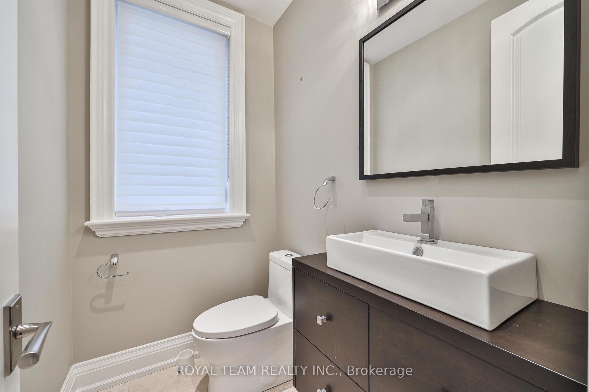 130 Elmwood Avenue — photo 32