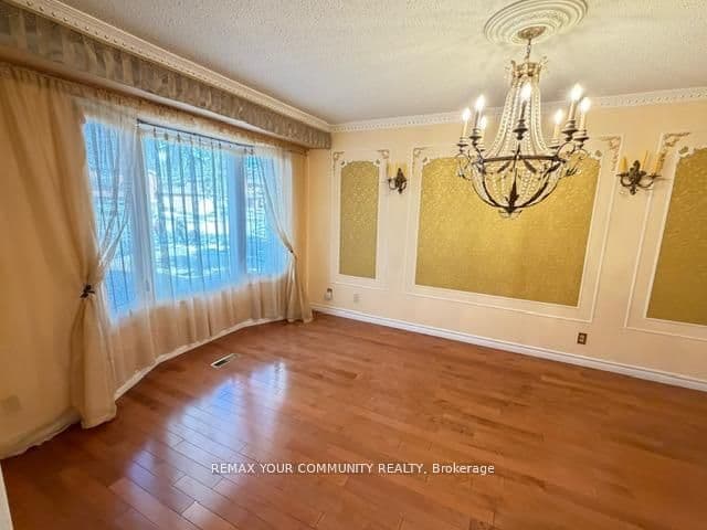 19 Roosevelt Drive — photo 5