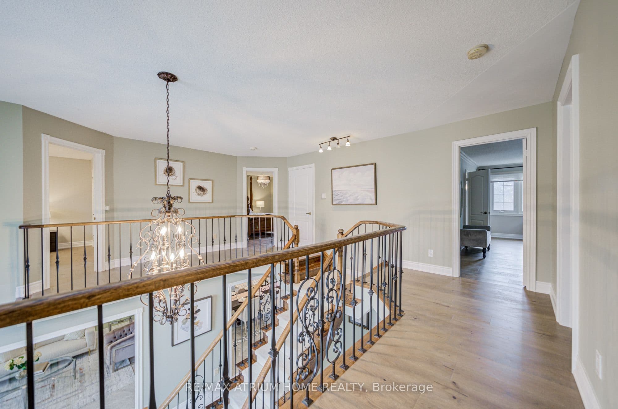 70 Strathearn Avenue — photo 42