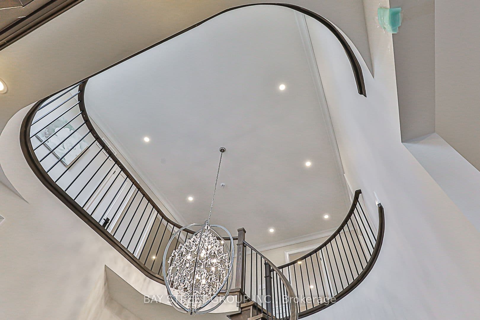 11 Gatcombe Circle — photo 24