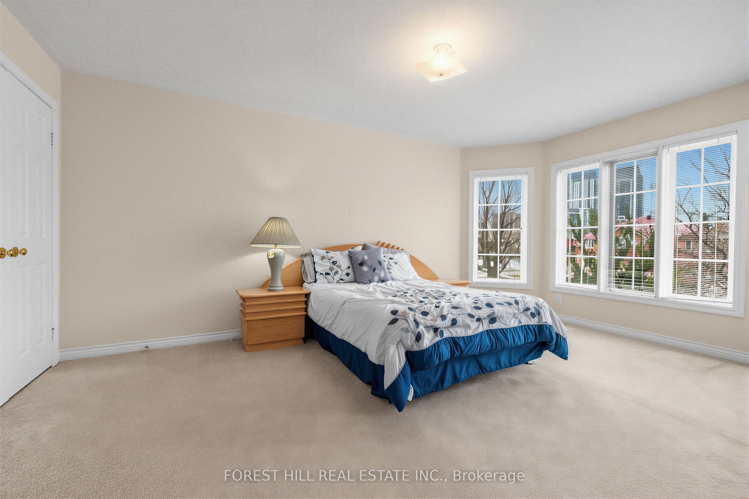 17 Lady Lynn Crescent — photo 39