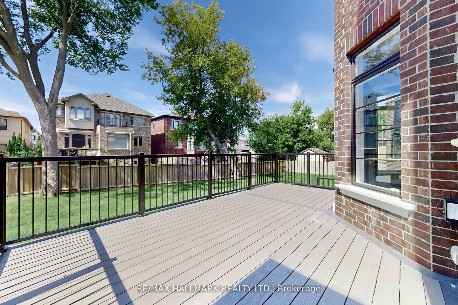 152 Olde Bayview Avenue — photo 45