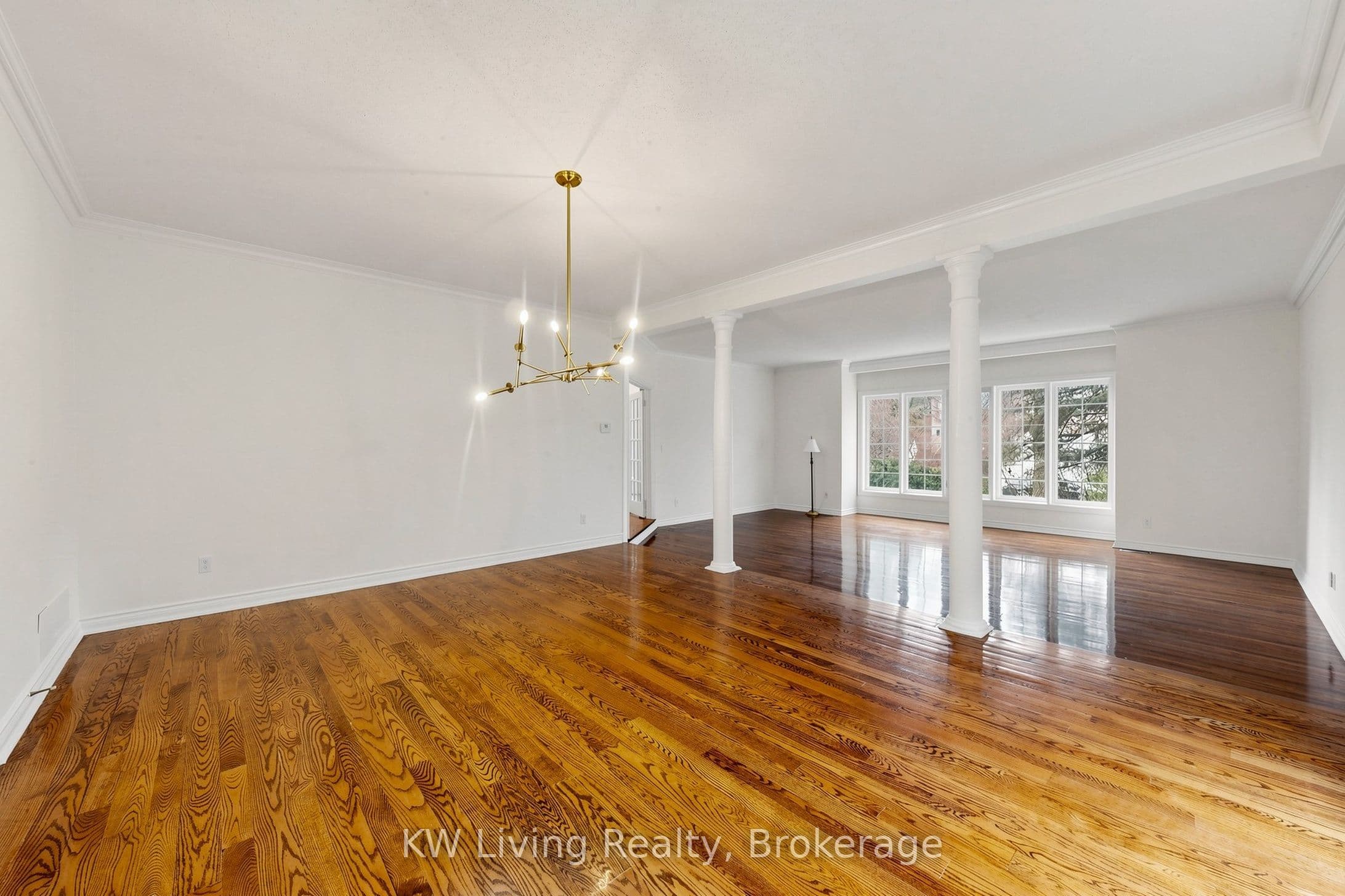 22 Ava Crescent — photo 5