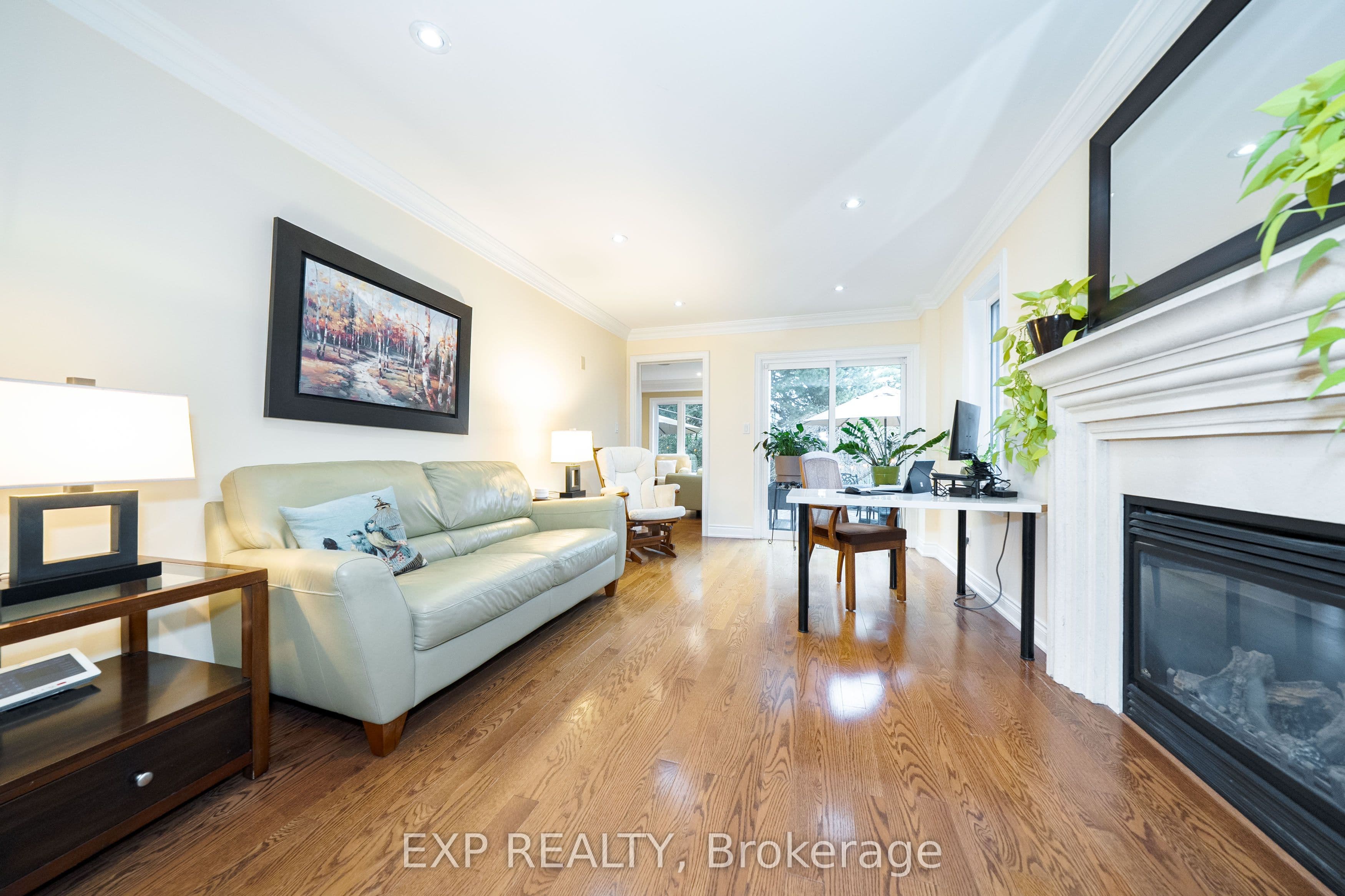 90 Brillinger Street — photo 17