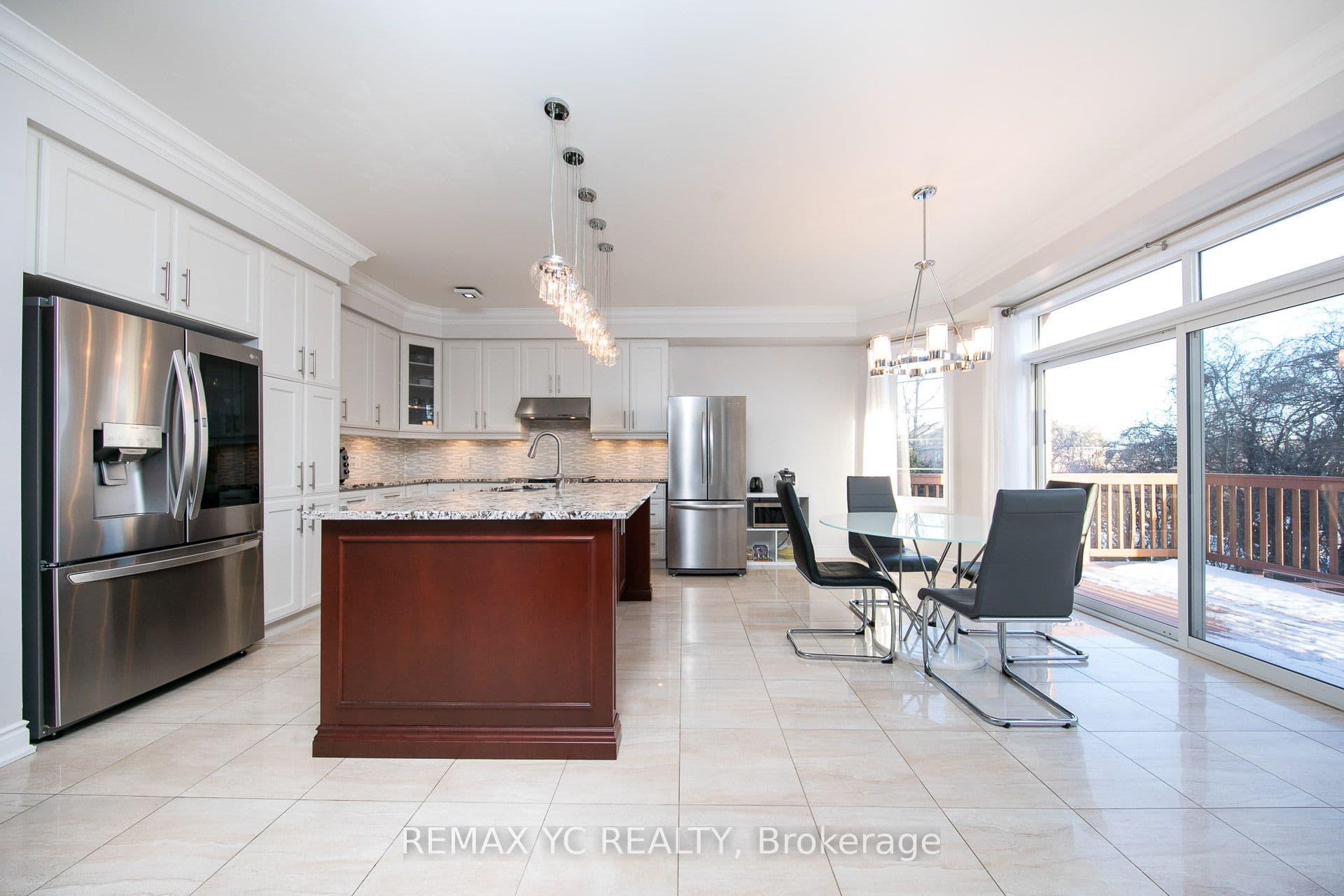 43 Laredo Drive — photo 12