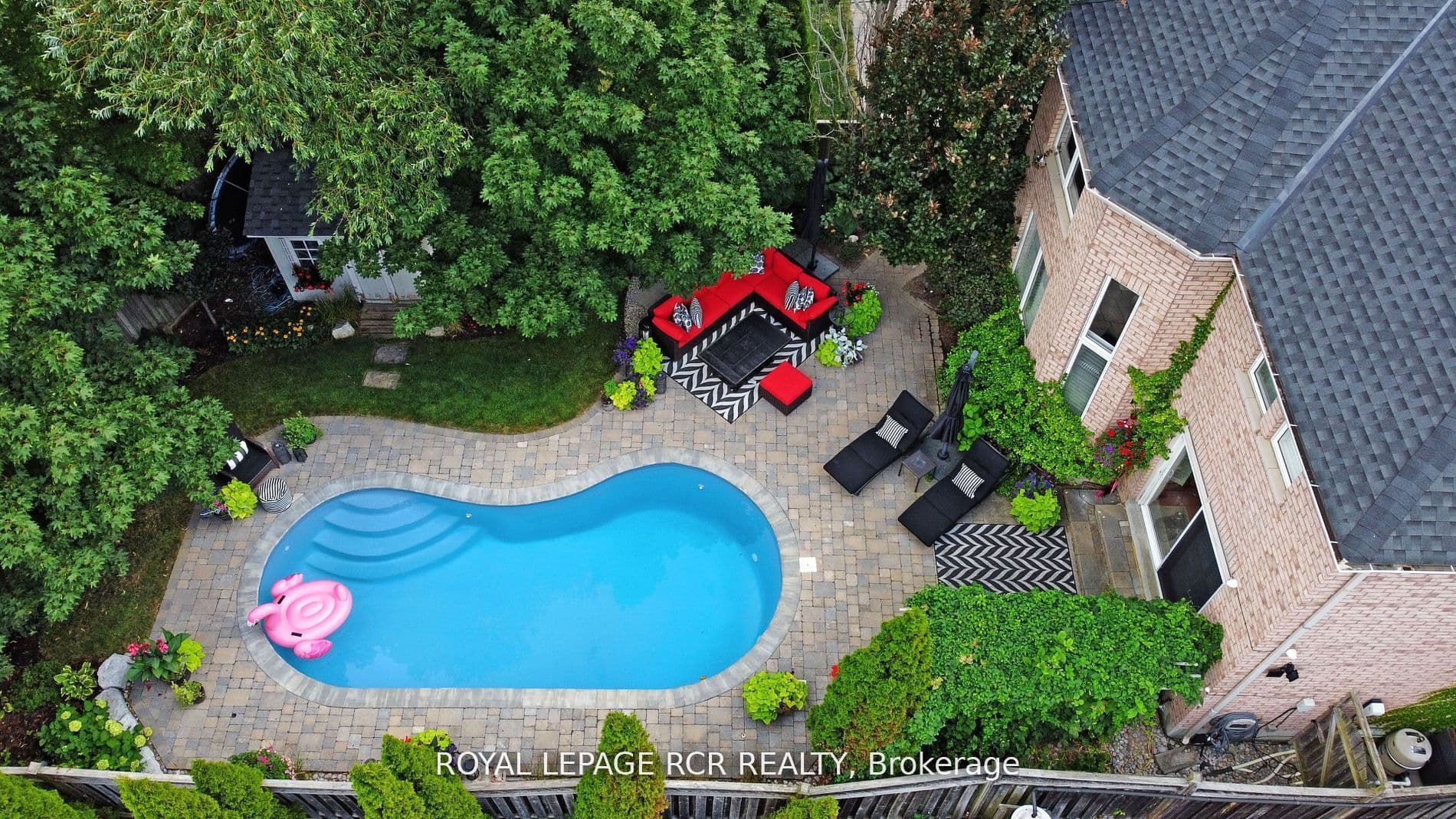 142 Regatta Avenue — photo 43