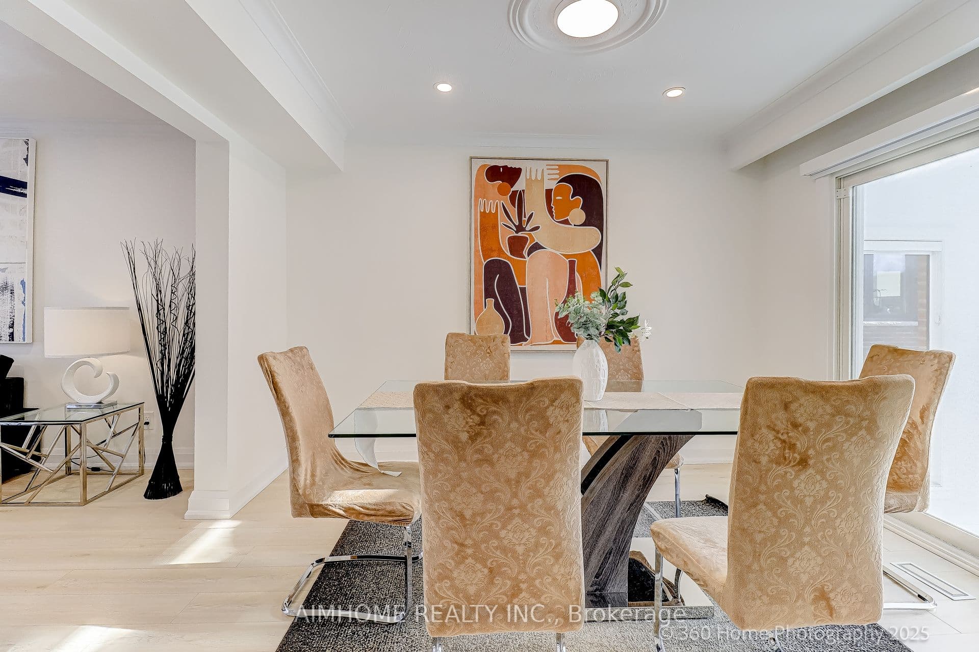 179 Oxford Street — photo 13