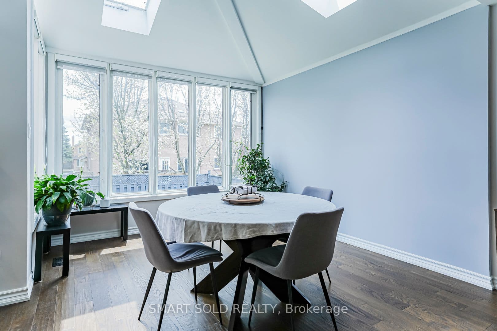 28 Westminster Drive — photo 11