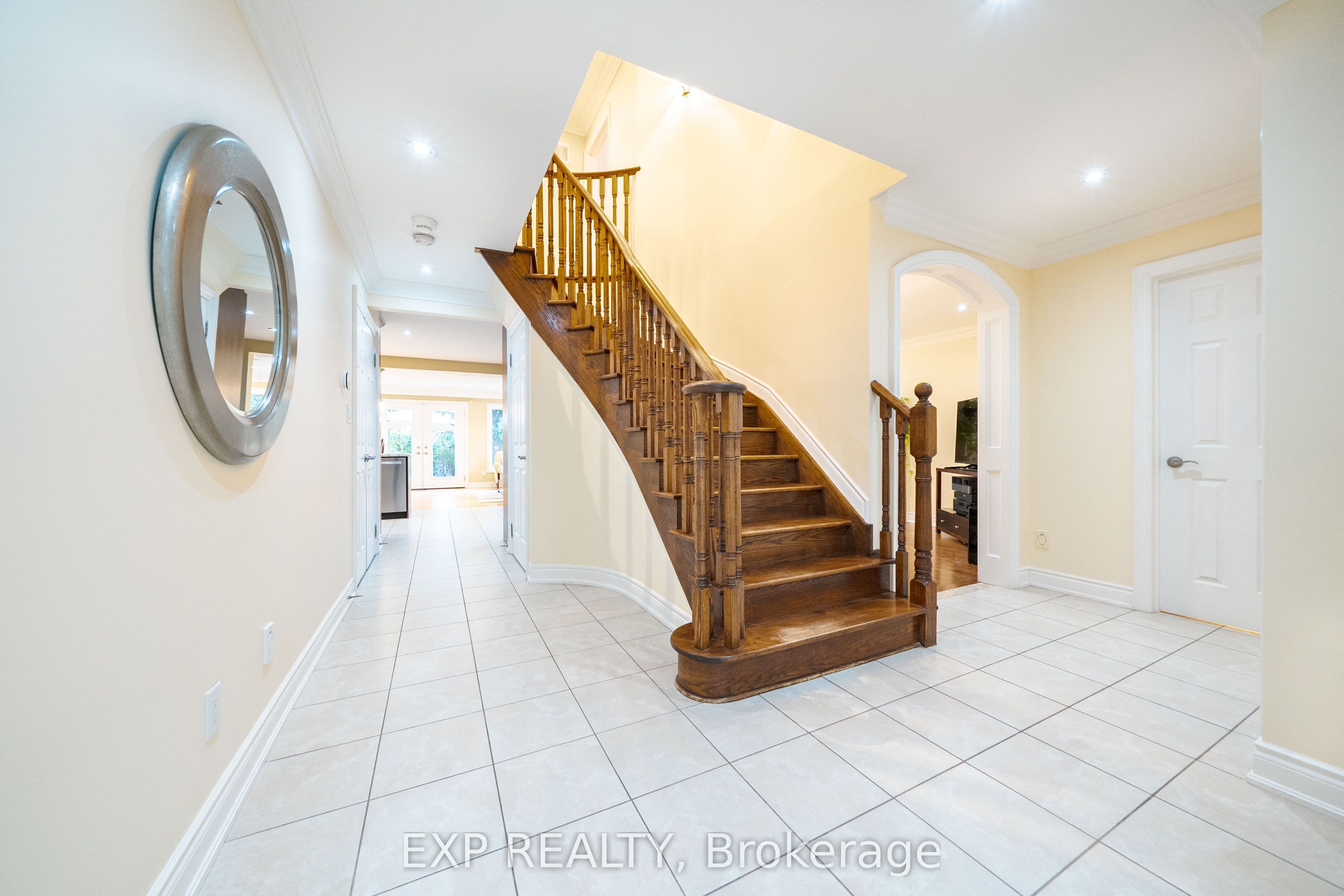 90 Brillinger Street — photo 3