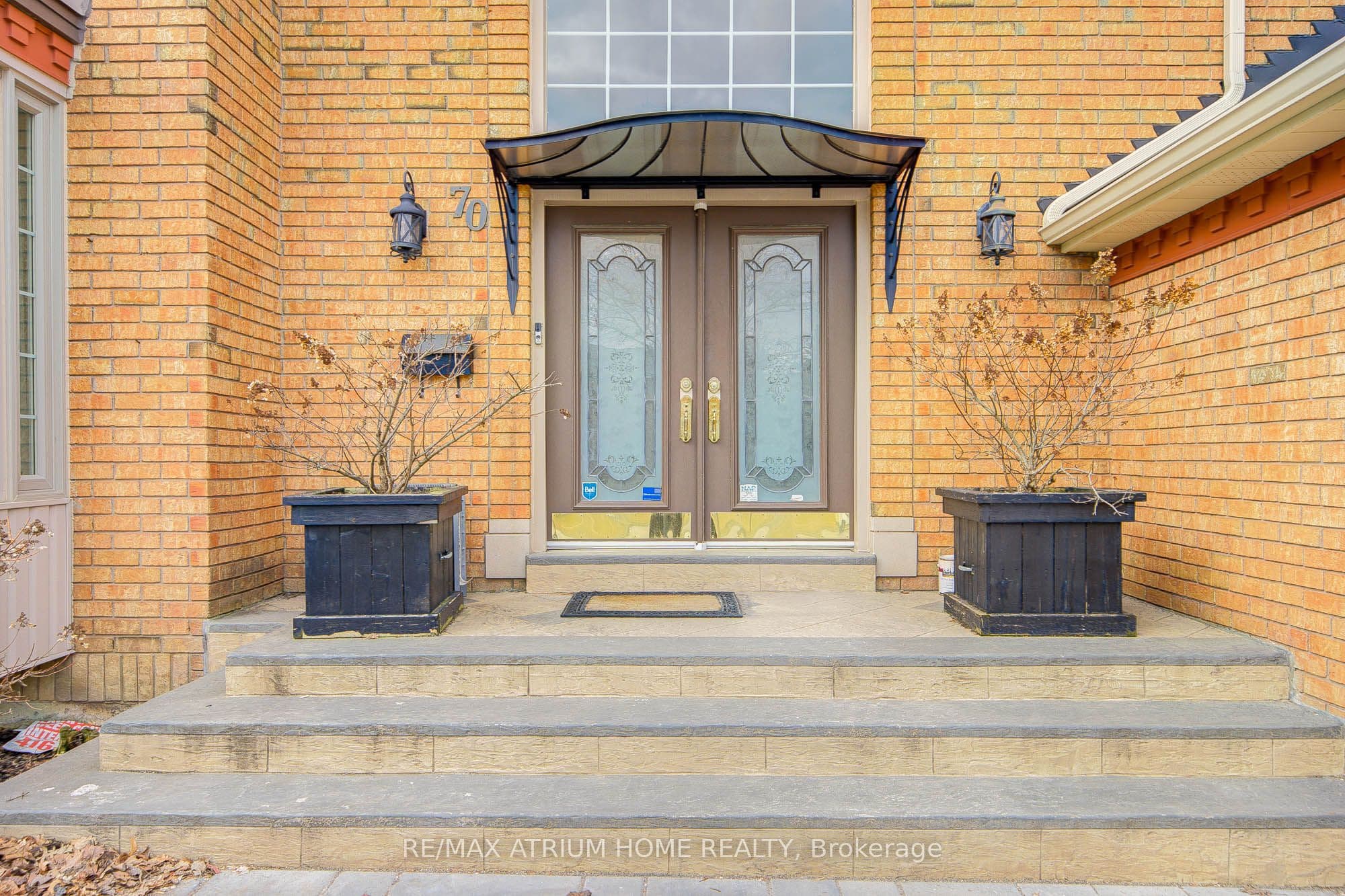 70 Strathearn Avenue — photo 2