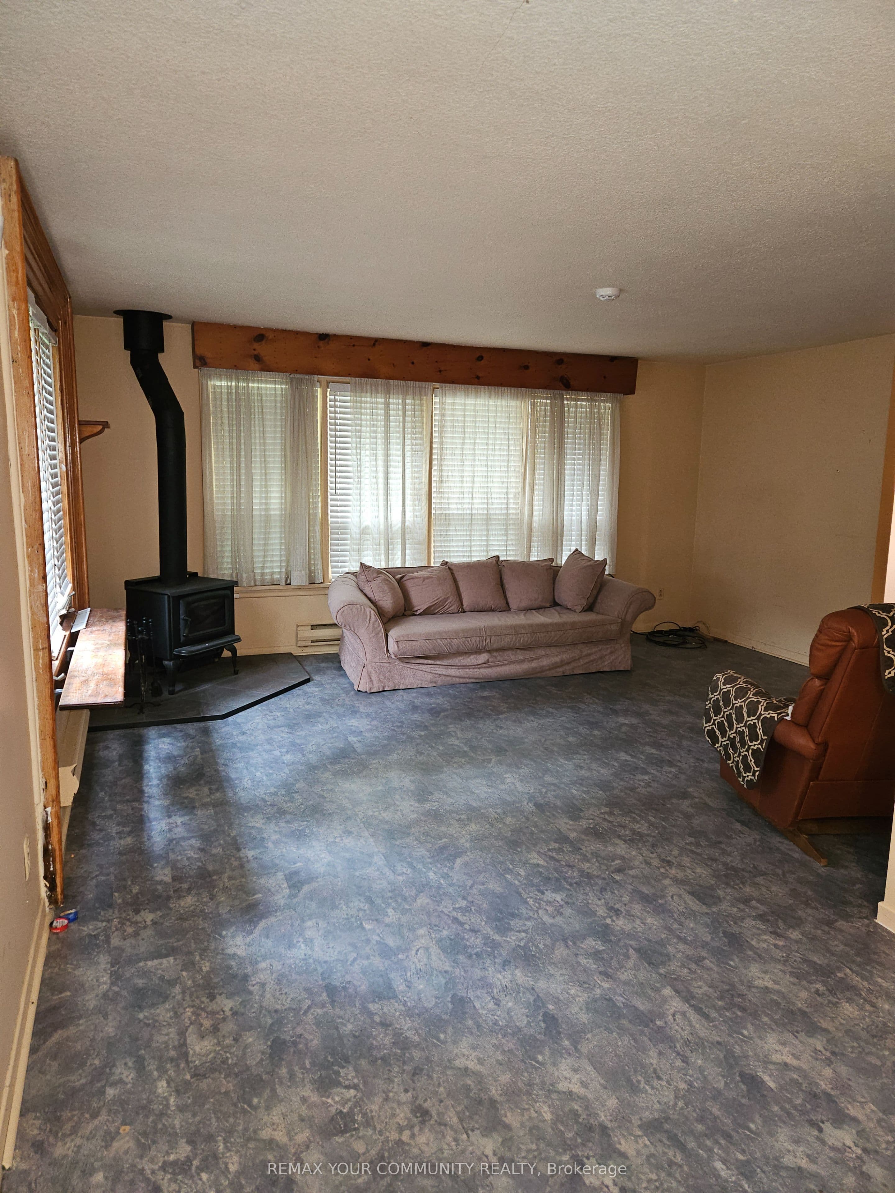 11419 Bathurst Street — photo 10