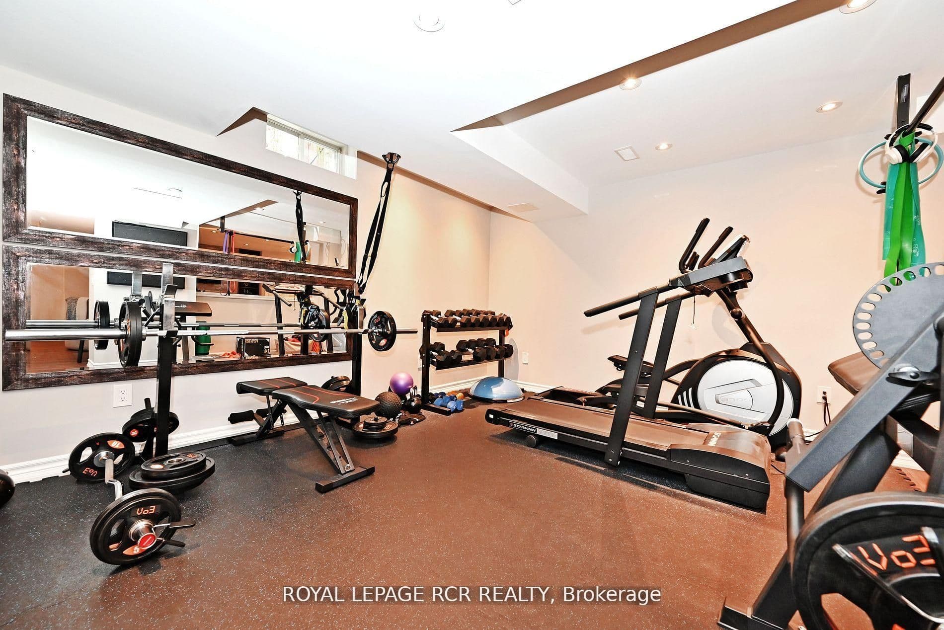 142 Regatta Avenue — photo 35