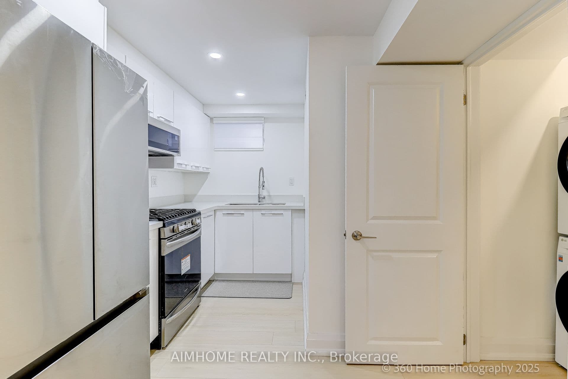 179 Oxford Street — photo 35