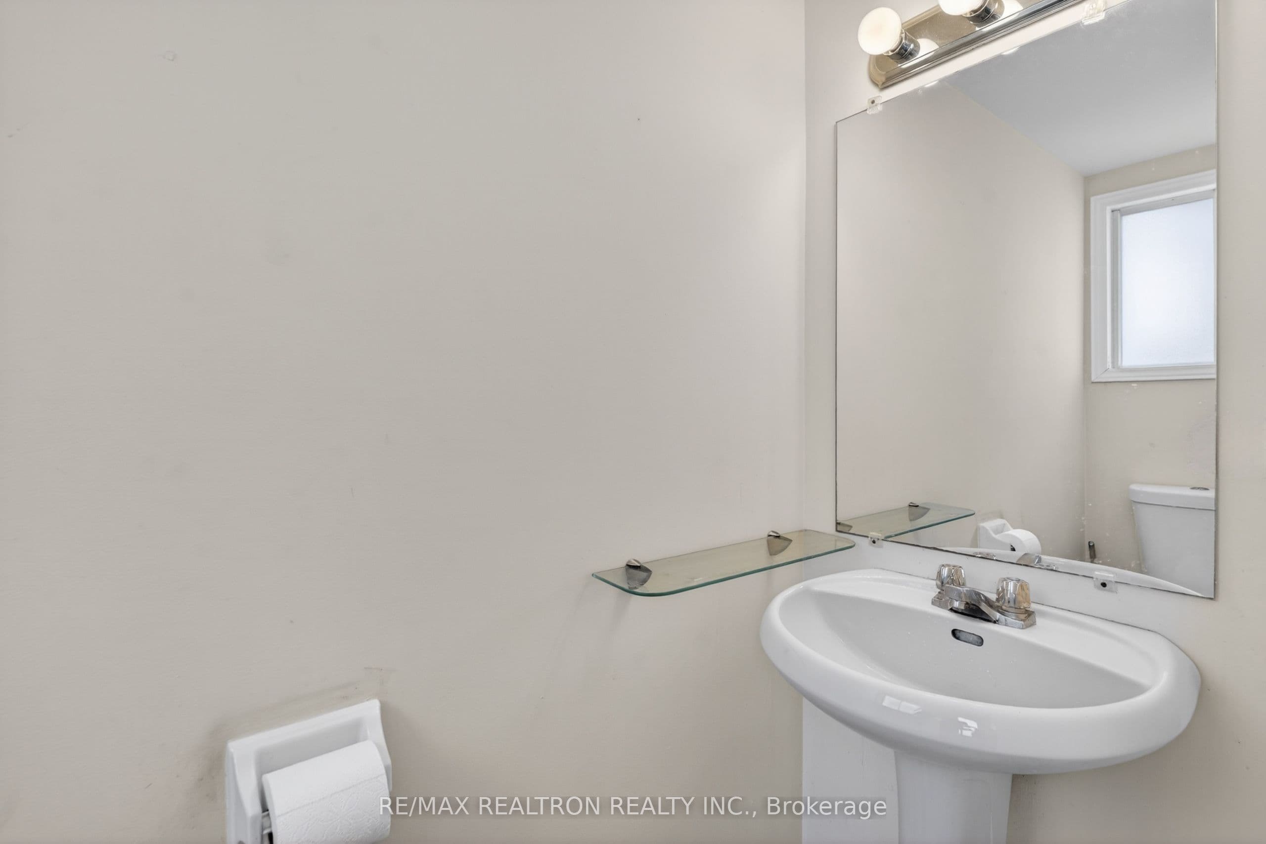 19 Claridge Drive — photo 46