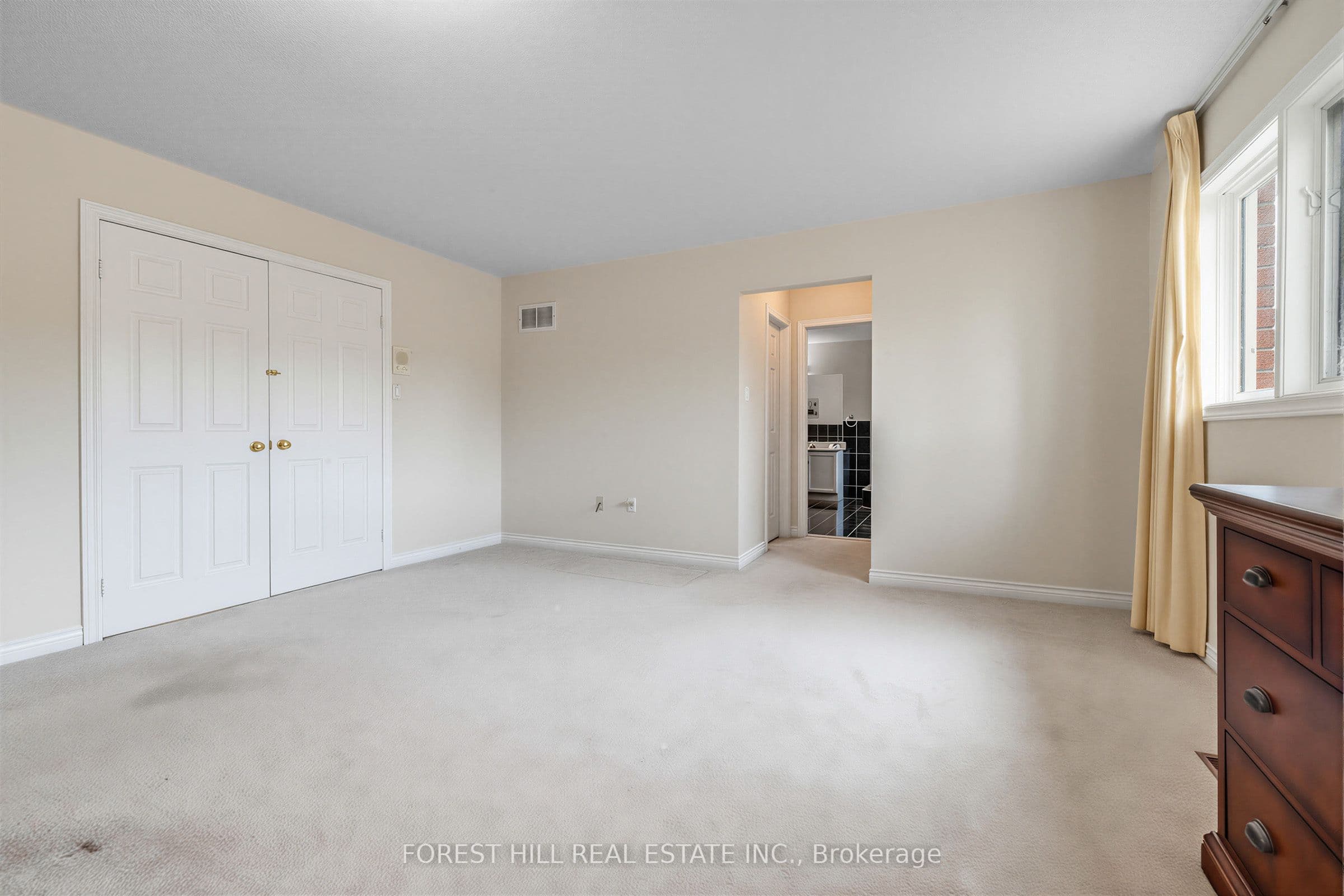 17 Lady Lynn Crescent — photo 34