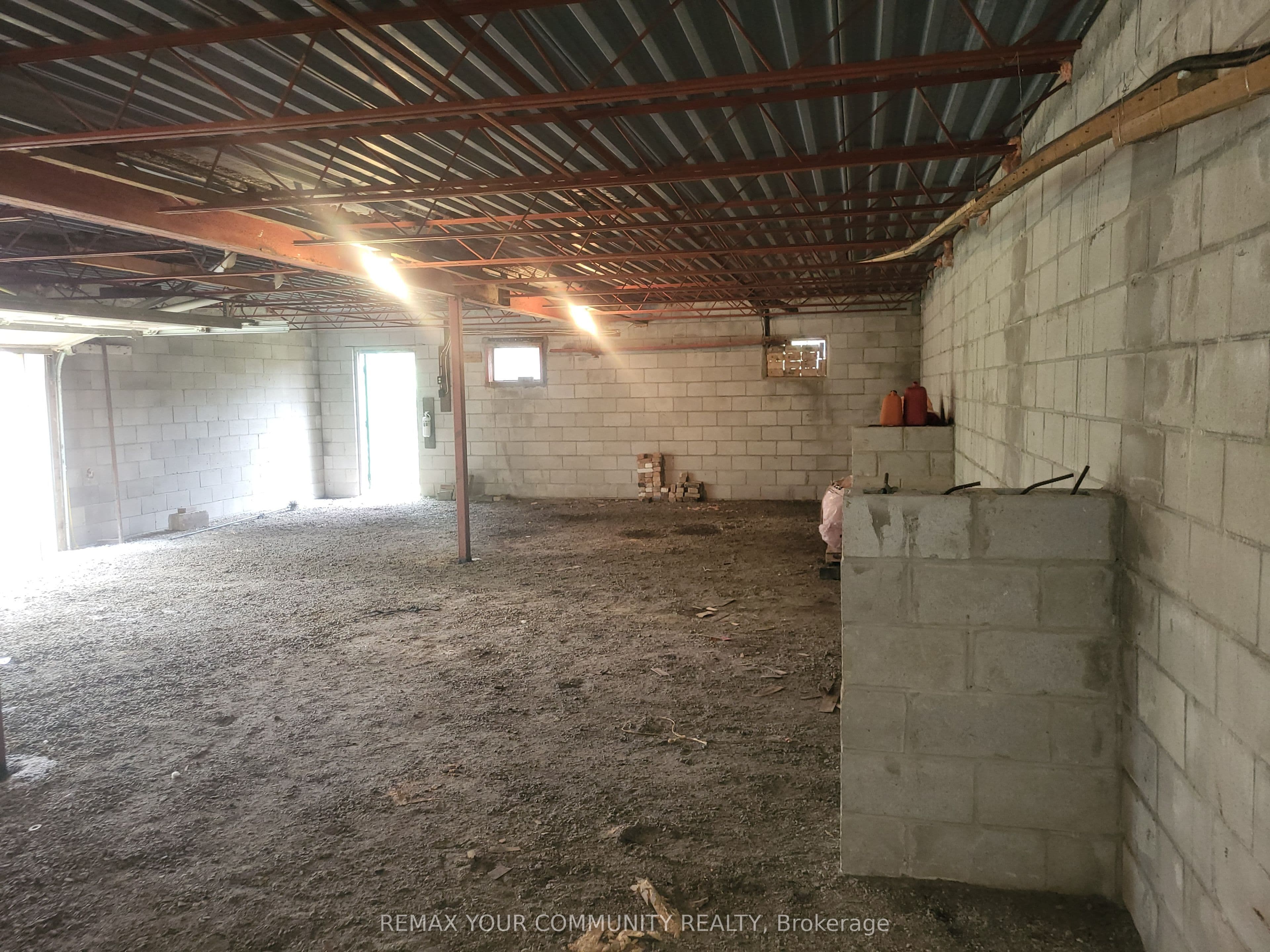11419 Bathurst Street — photo 43