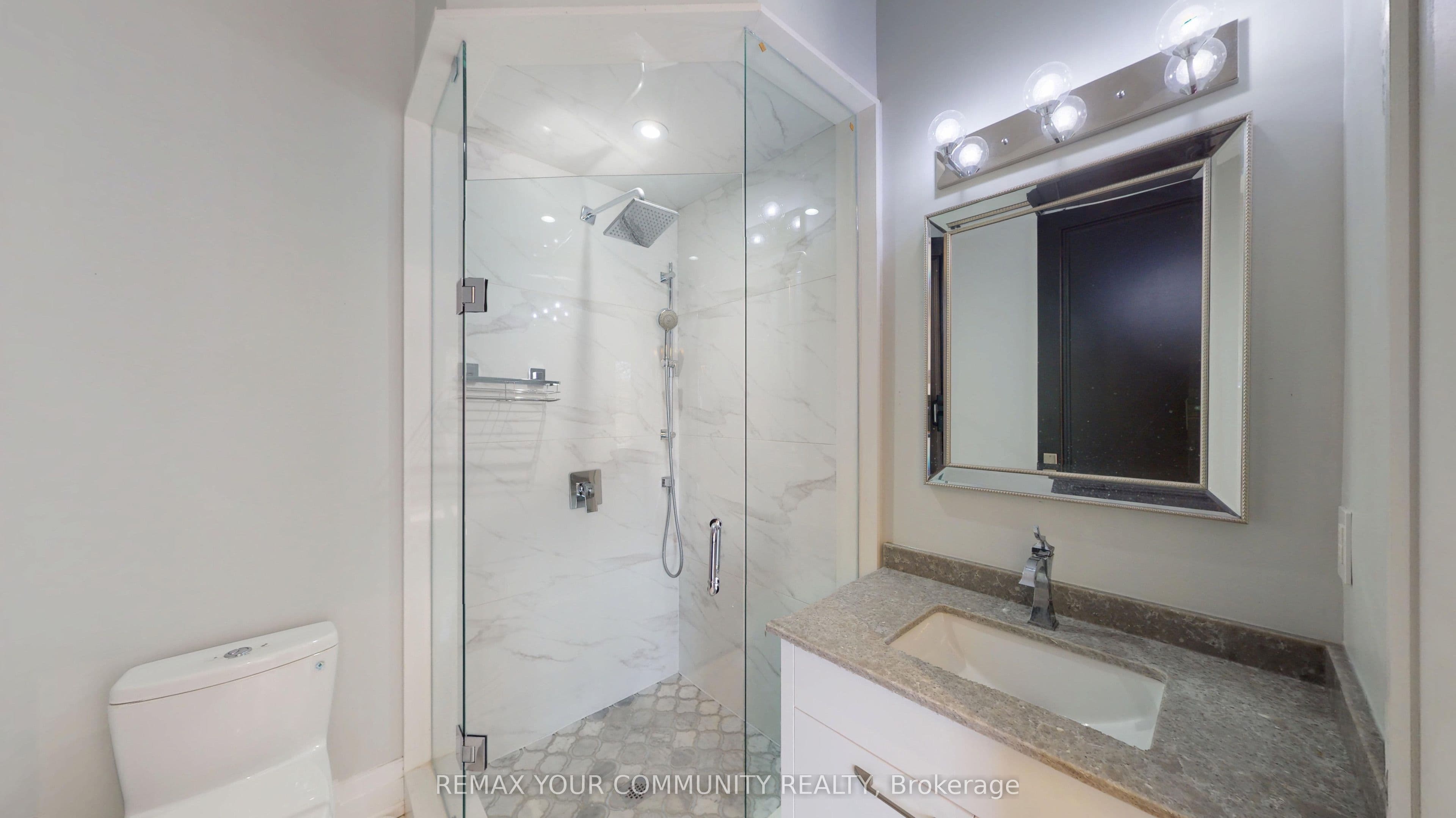 19 Blyth Street — photo 38