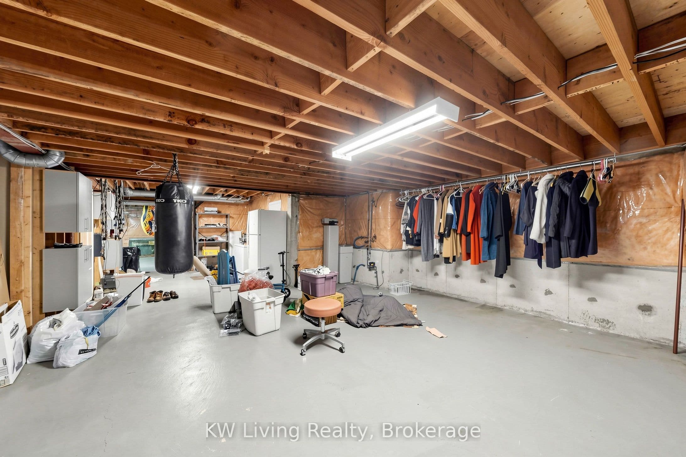 22 Ava Crescent — photo 42