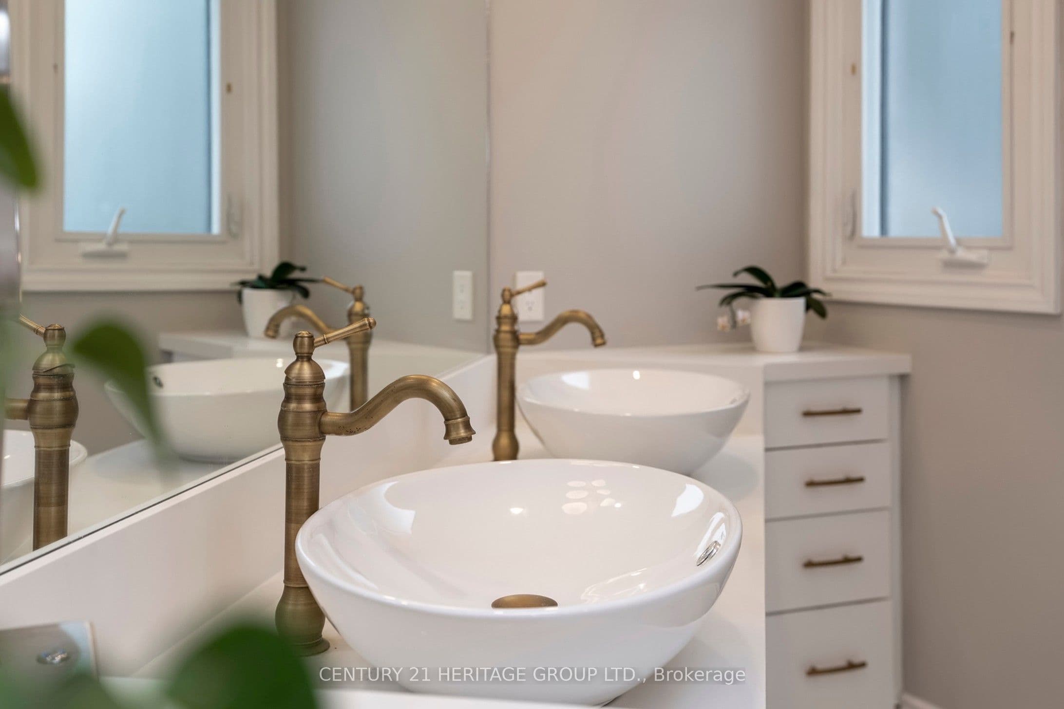 335 Fern Avenue — photo 39