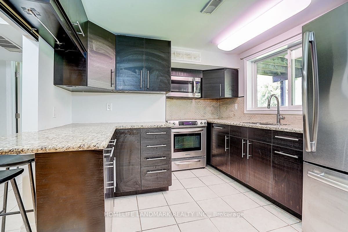 20 Lippincott Court — photo 46