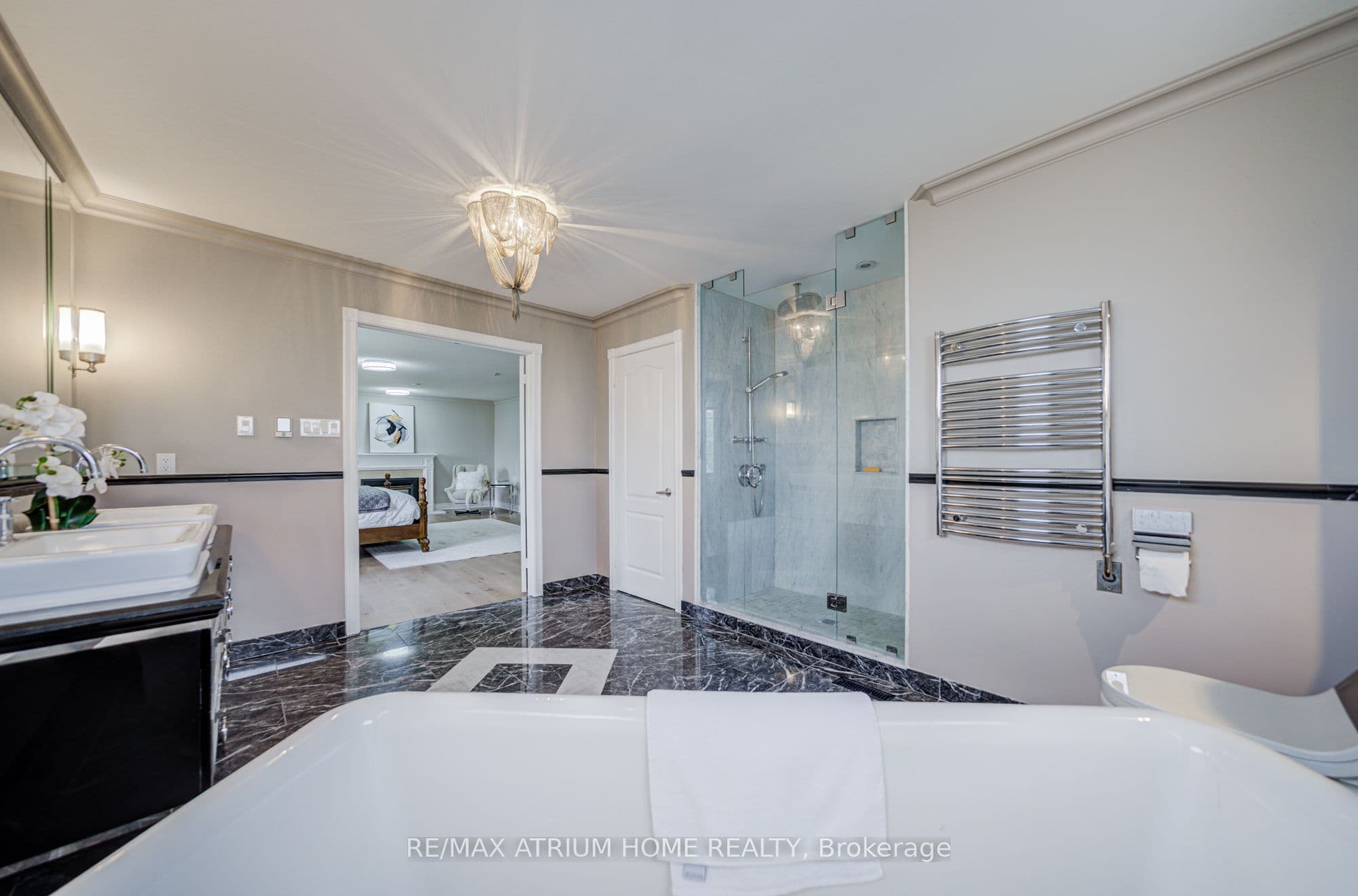 70 Strathearn Avenue — photo 46