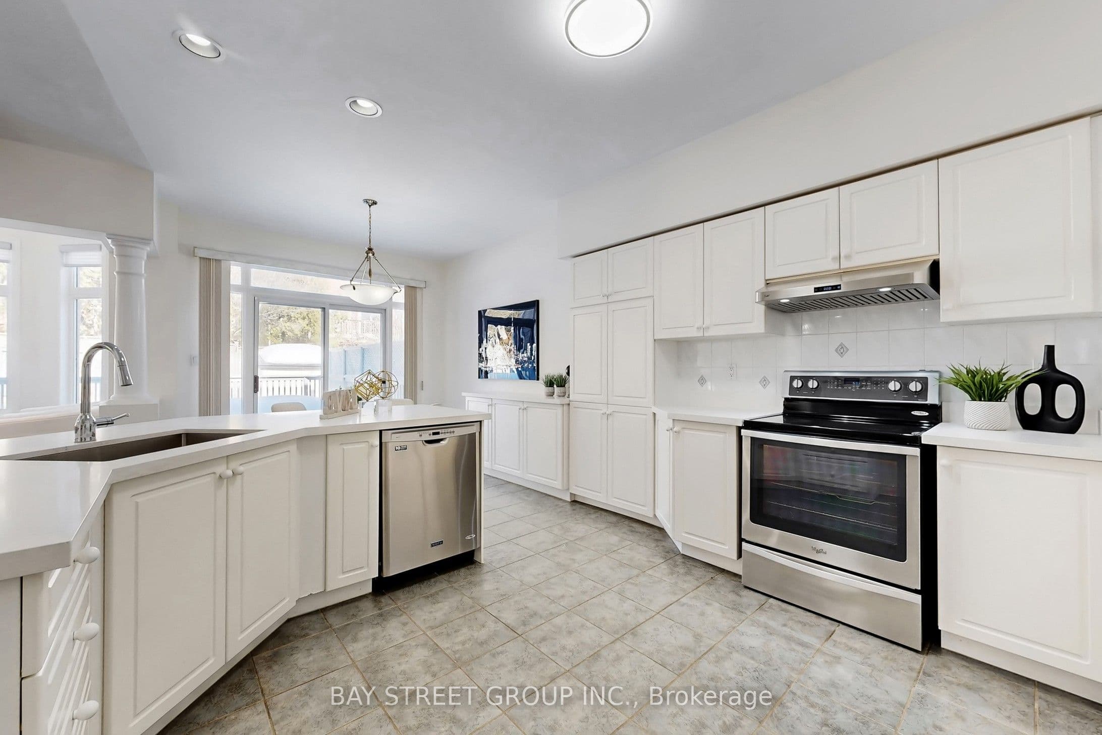 103 Colesbrook Road — photo 16